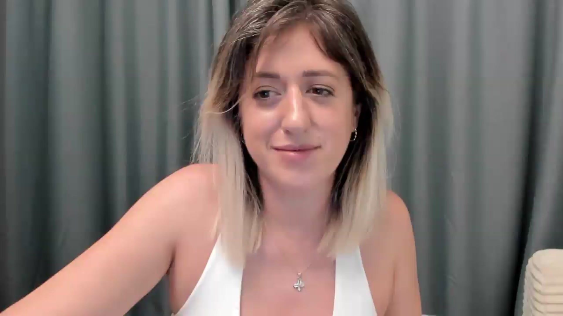 Gallery image thumbnail from SweetDelia_'s myfreecams stream on, 09/03/2026, 02:02 image 11 of 20