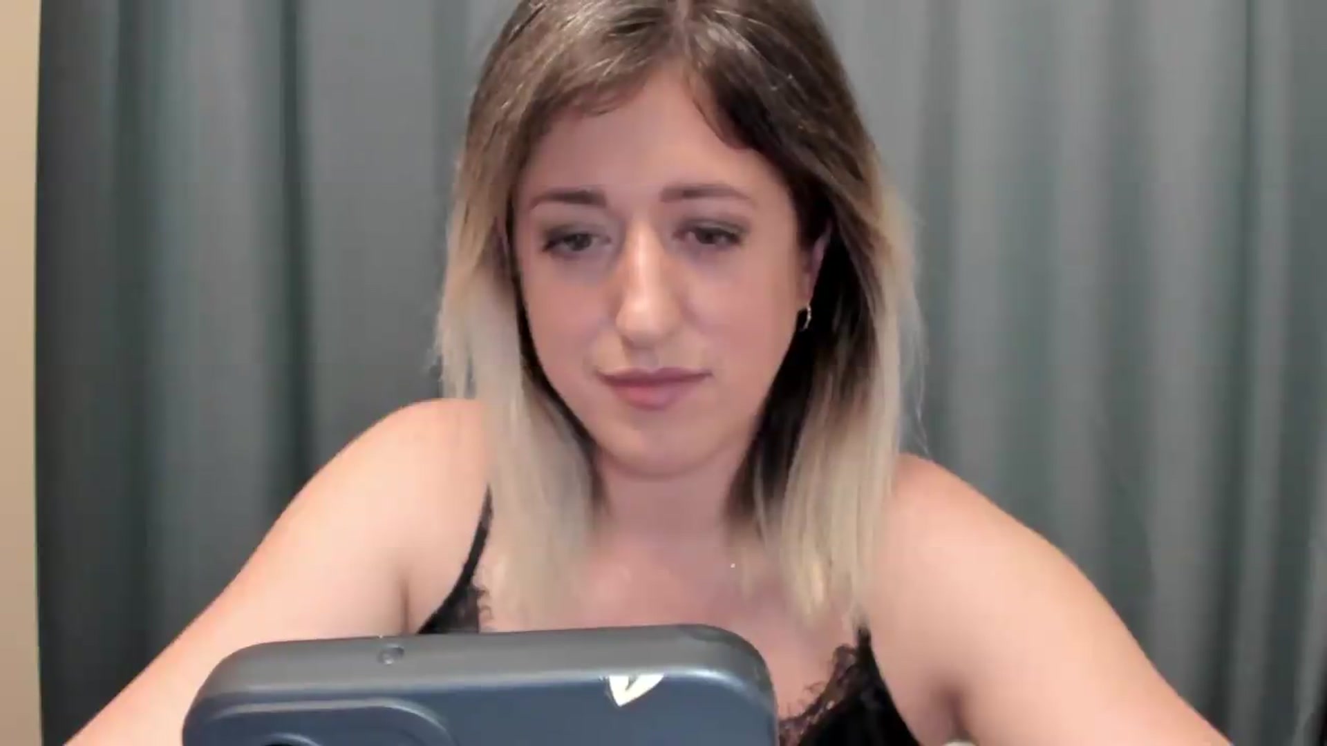 Gallery image thumbnail from SweetDelia_'s myfreecams stream on, 09/07/2026, 22:28 image 16 of 20