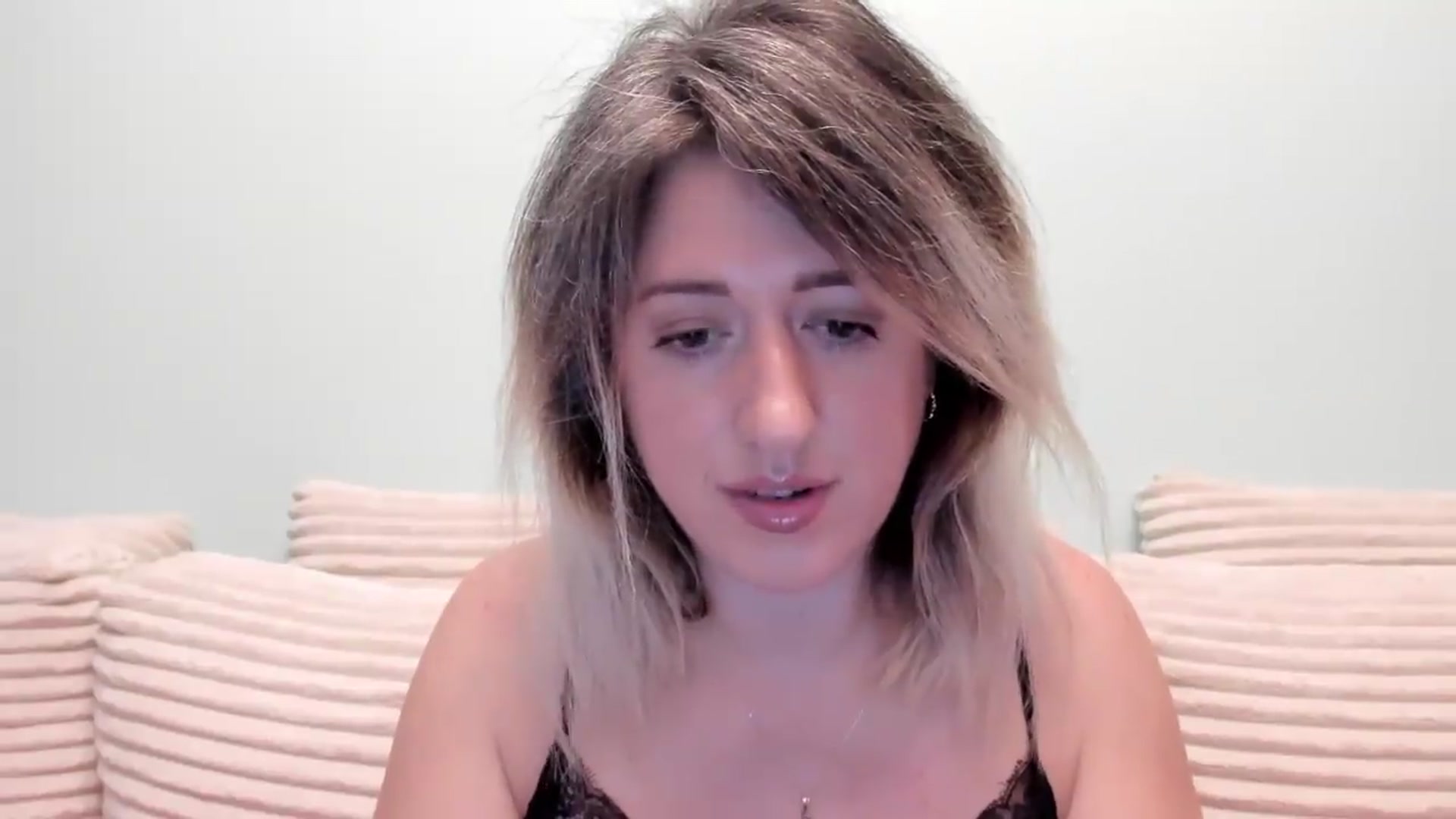 Gallery image thumbnail from SweetDelia_'s myfreecams stream on, 09/11/2026, 24:19 image 14 of 20