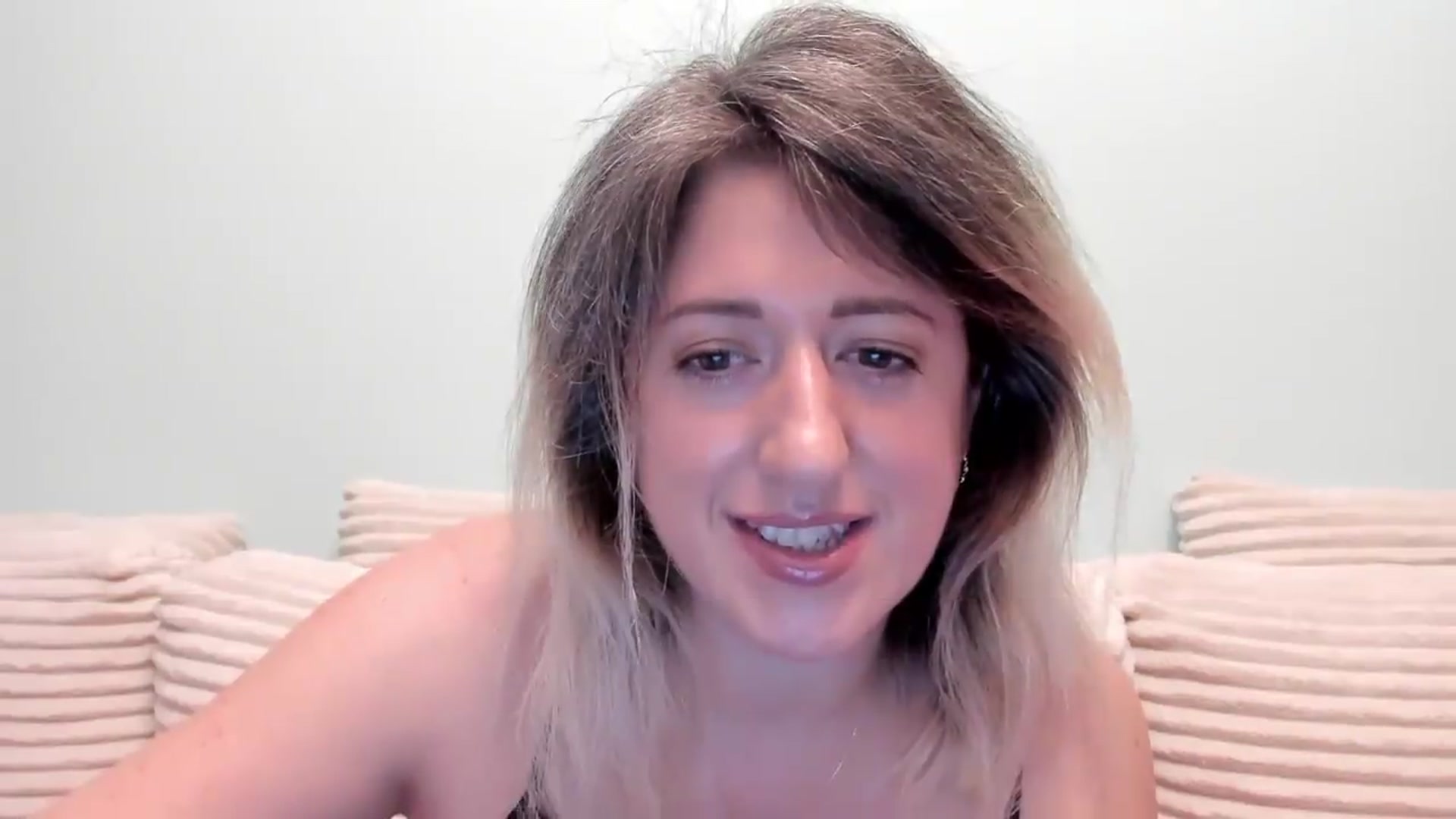 Gallery image thumbnail from SweetDelia_'s myfreecams stream on, 09/11/2026, 24:19 image 3 of 20