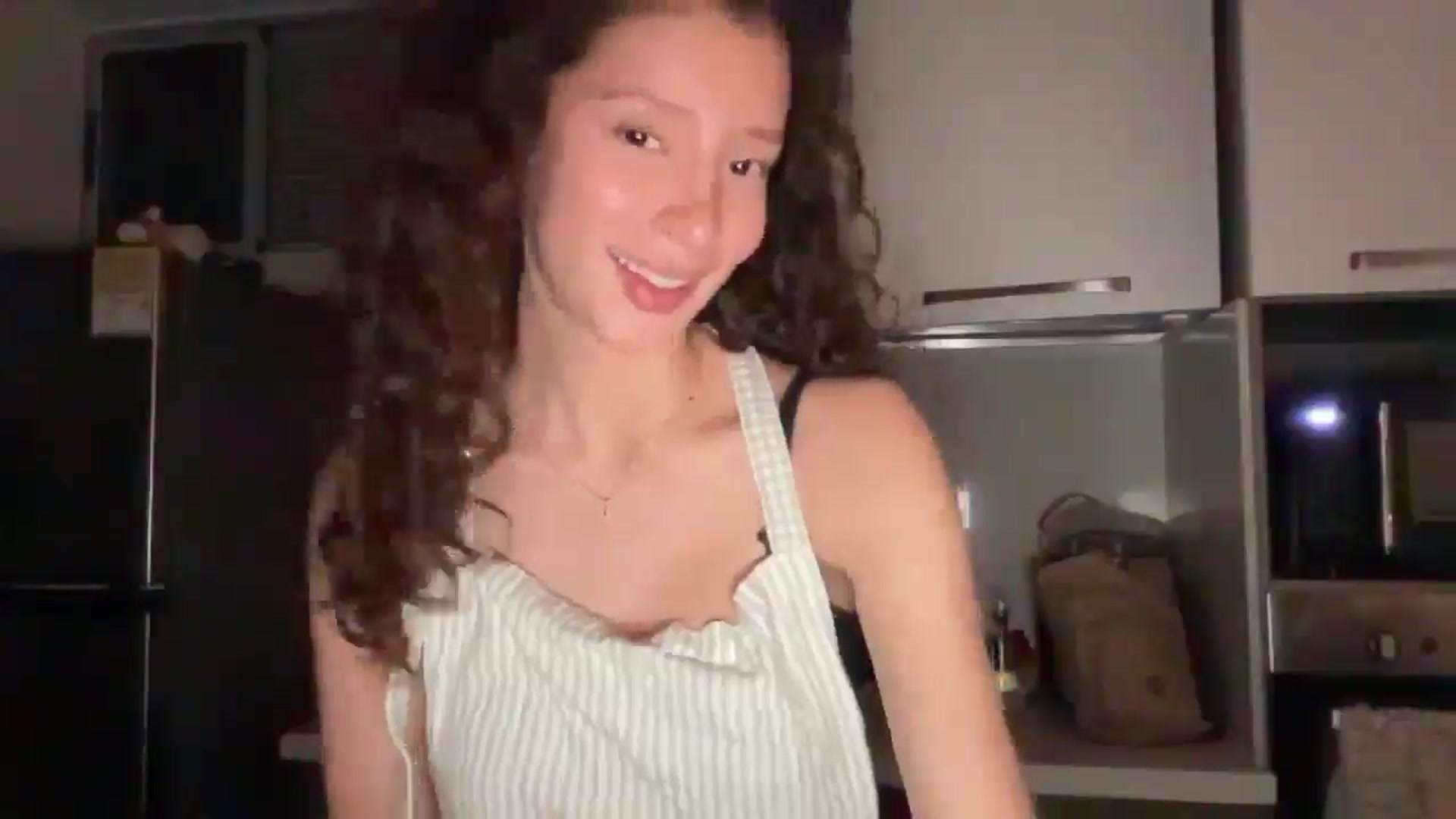 Gallery image thumbnail from SweetEllie's myfreecams stream on, 02/26/2026, 08:47 image 3 of 20