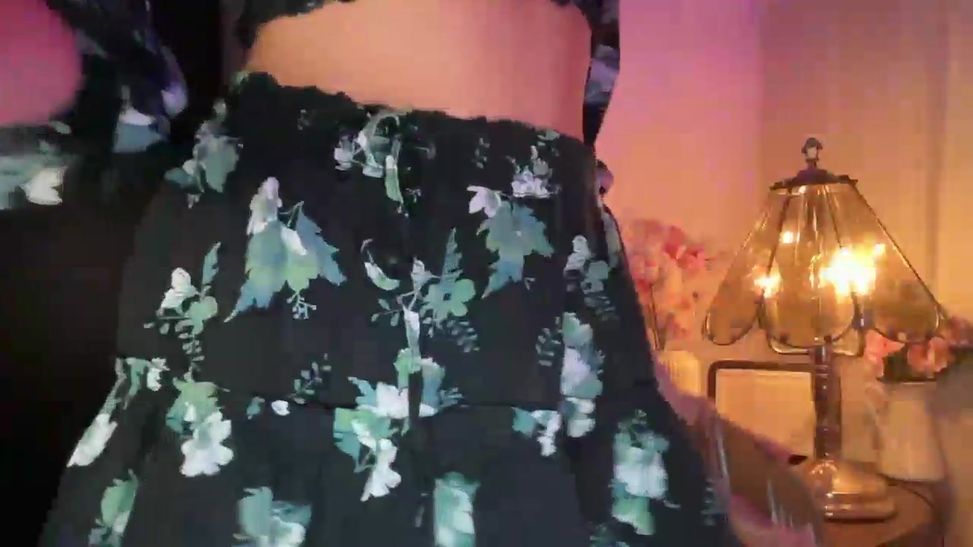 Gallery image thumbnail from SweetEllie's myfreecams stream on, 05/24/2026, 04:07 image 16 of 20