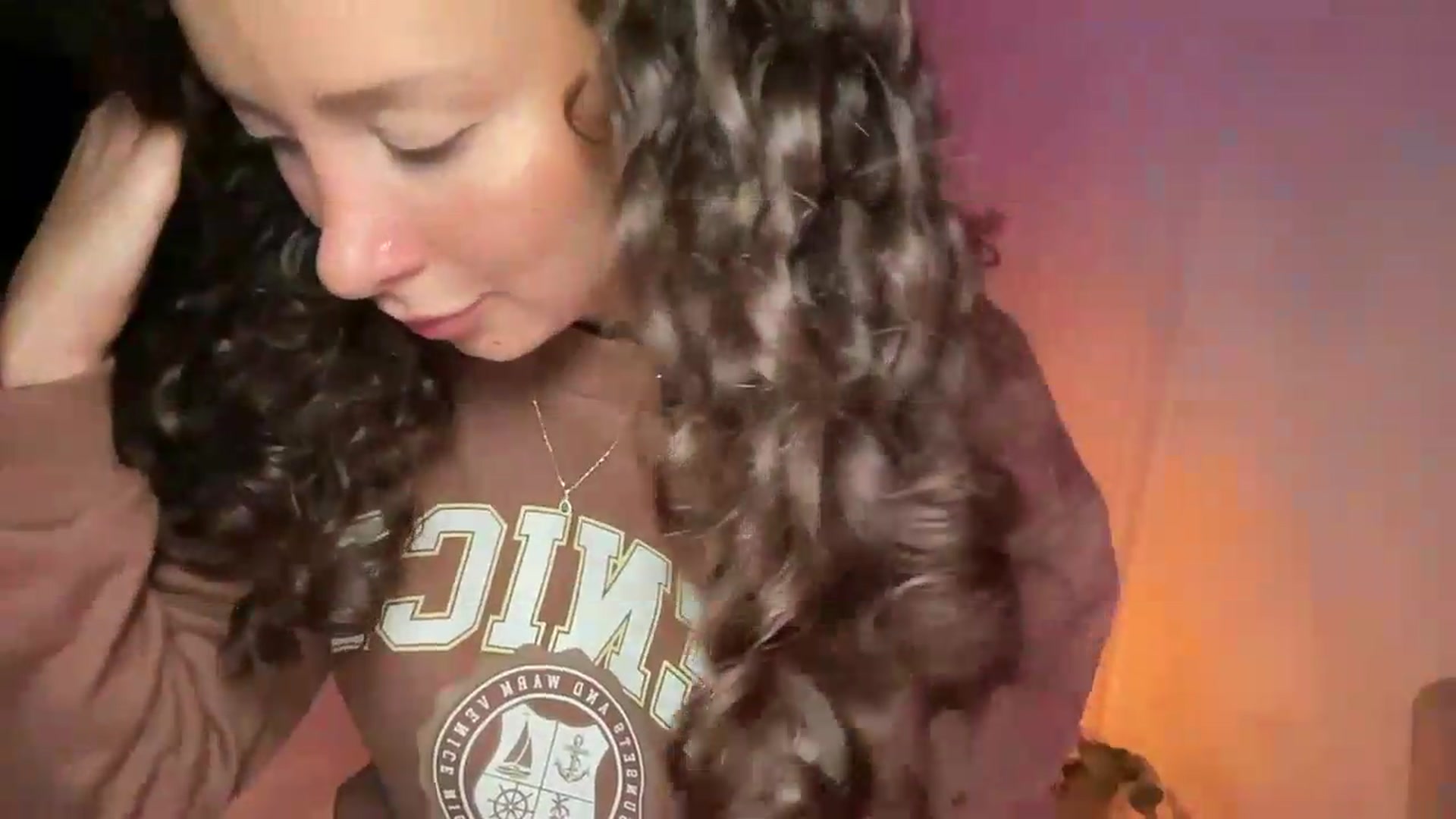 Gallery image thumbnail from SweetEllie's myfreecams stream on, 06/02/2026, 03:49 image 18 of 20