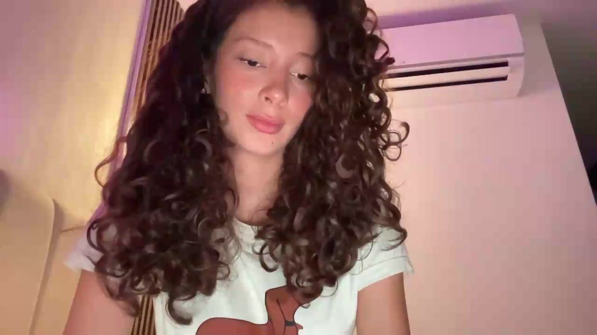 Gallery image thumbnail from SweetEllie's myfreecams stream on, 06/04/2026, 06:16 image 17 of 20