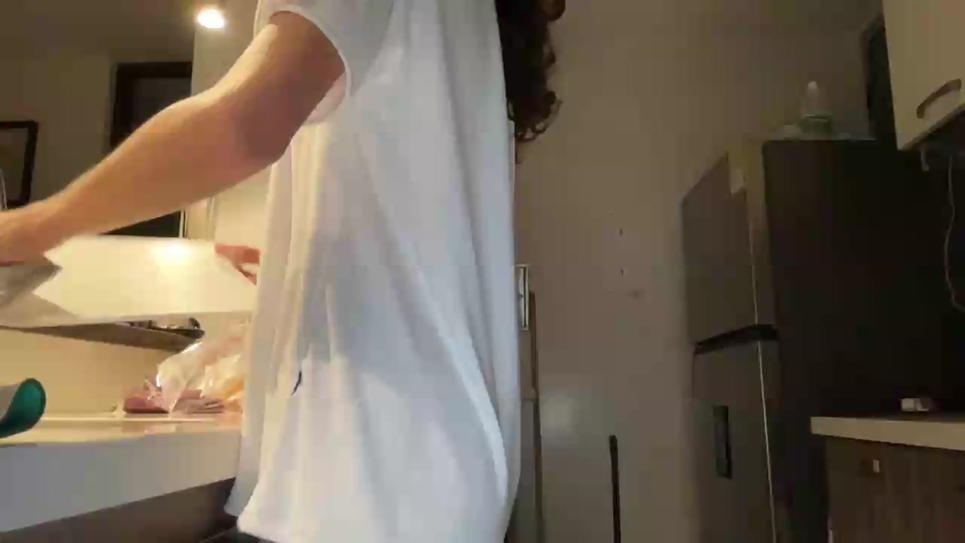 Gallery image thumbnail from SweetEllie's myfreecams stream on, 06/16/2026, 06:22 image 13 of 20