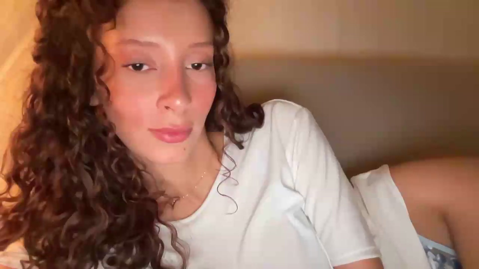 Gallery image thumbnail from SweetEllie's myfreecams stream on, 06/16/2026, 06:22 image 20 of 20