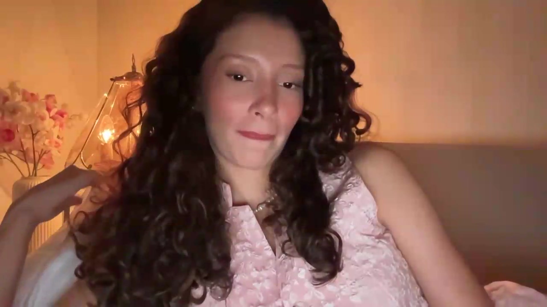 Gallery image thumbnail from SweetEllie's myfreecams stream on, 06/20/2026, 06:55 image 2 of 20