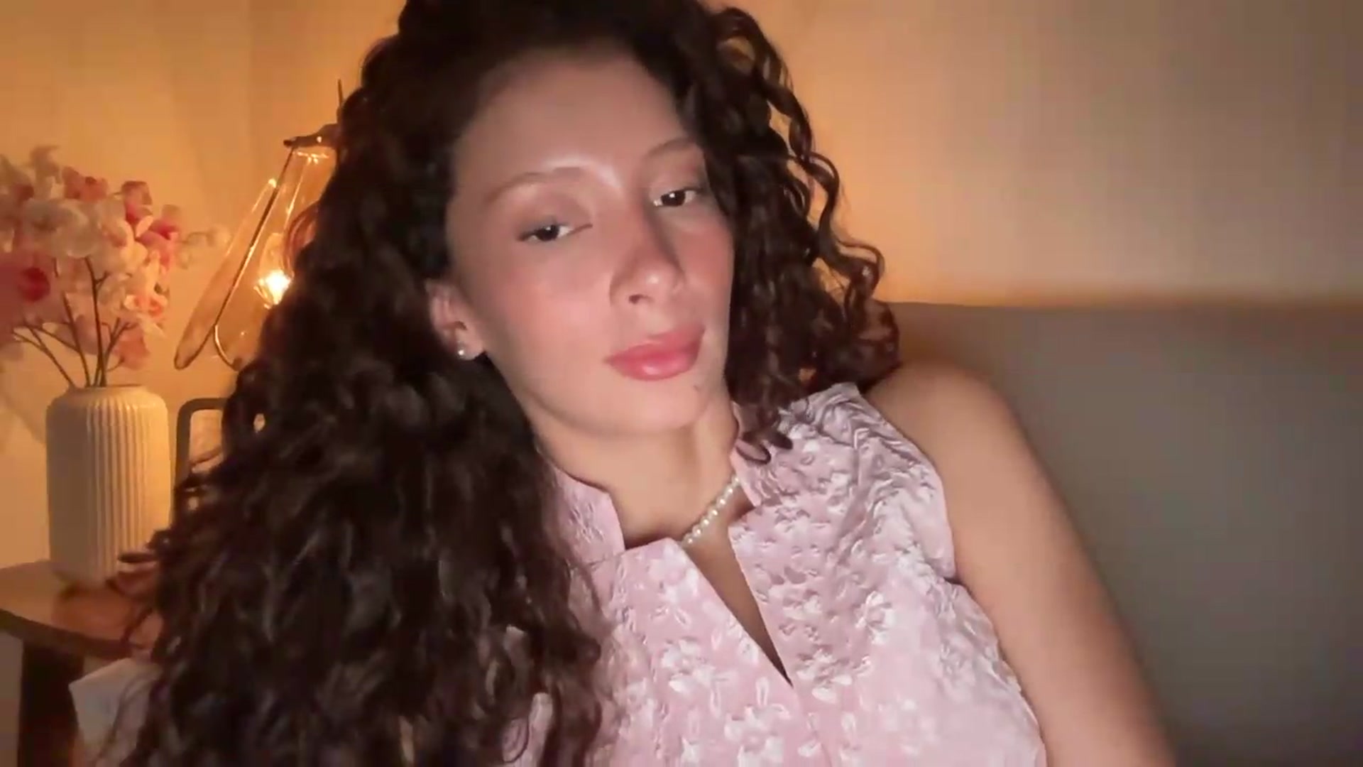 Gallery image thumbnail from SweetEllie's myfreecams stream on, 06/20/2026, 08:42 image 8 of 20