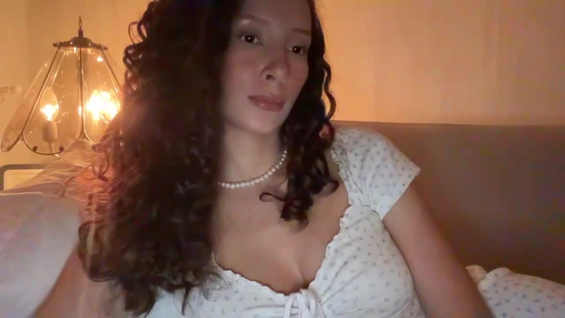 Gallery image thumbnail from SweetEllie's myfreecams stream on, 06/26/2026, 04:54 image 2 of 20