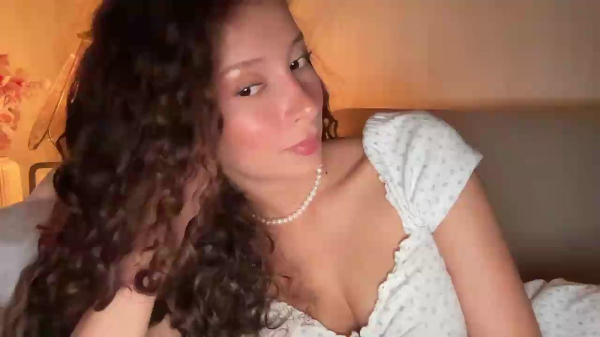 Gallery image thumbnail from SweetEllie's myfreecams stream on, 06/26/2026, 04:54 image 7 of 20