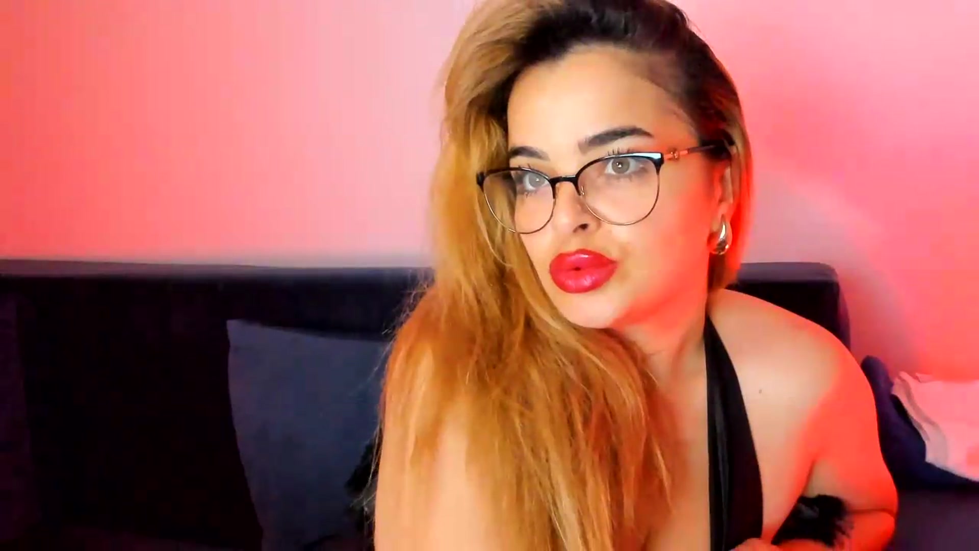 Gallery image thumbnail from SweetEvil89's myfreecams stream on, 06/21/2026, 18:47 image 19 of 20