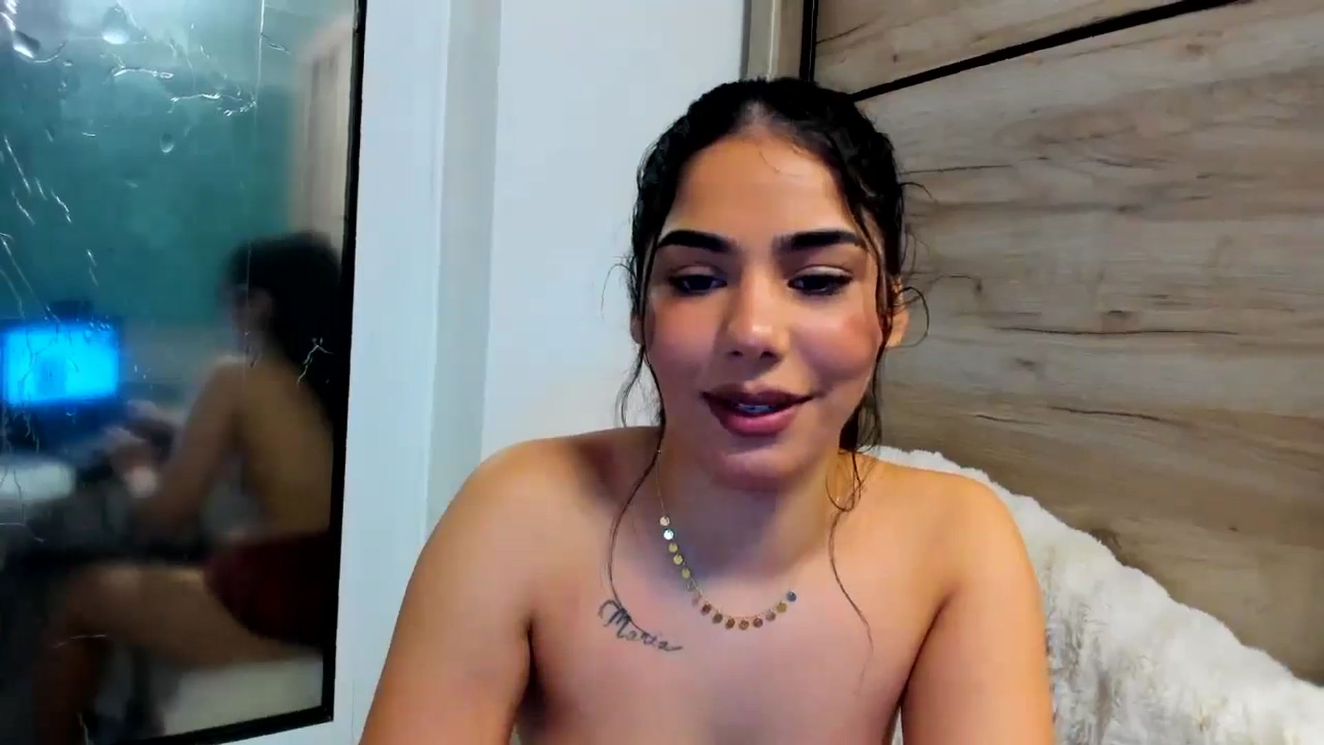 Gallery image thumbnail from SweetGirl19's myfreecams stream on, 04/09/2026, 12:46 image 14 of 20