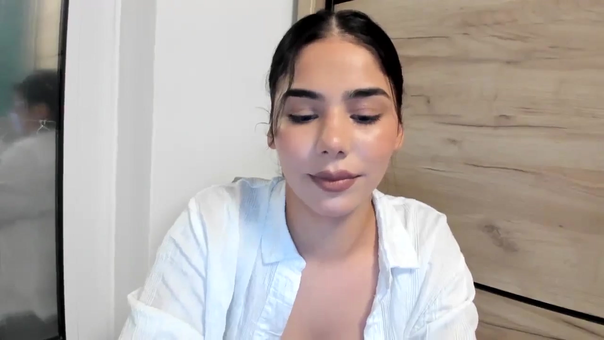 Gallery image thumbnail from SweetGirl19's myfreecams stream on, 04/20/2026, 11:37 image 15 of 20