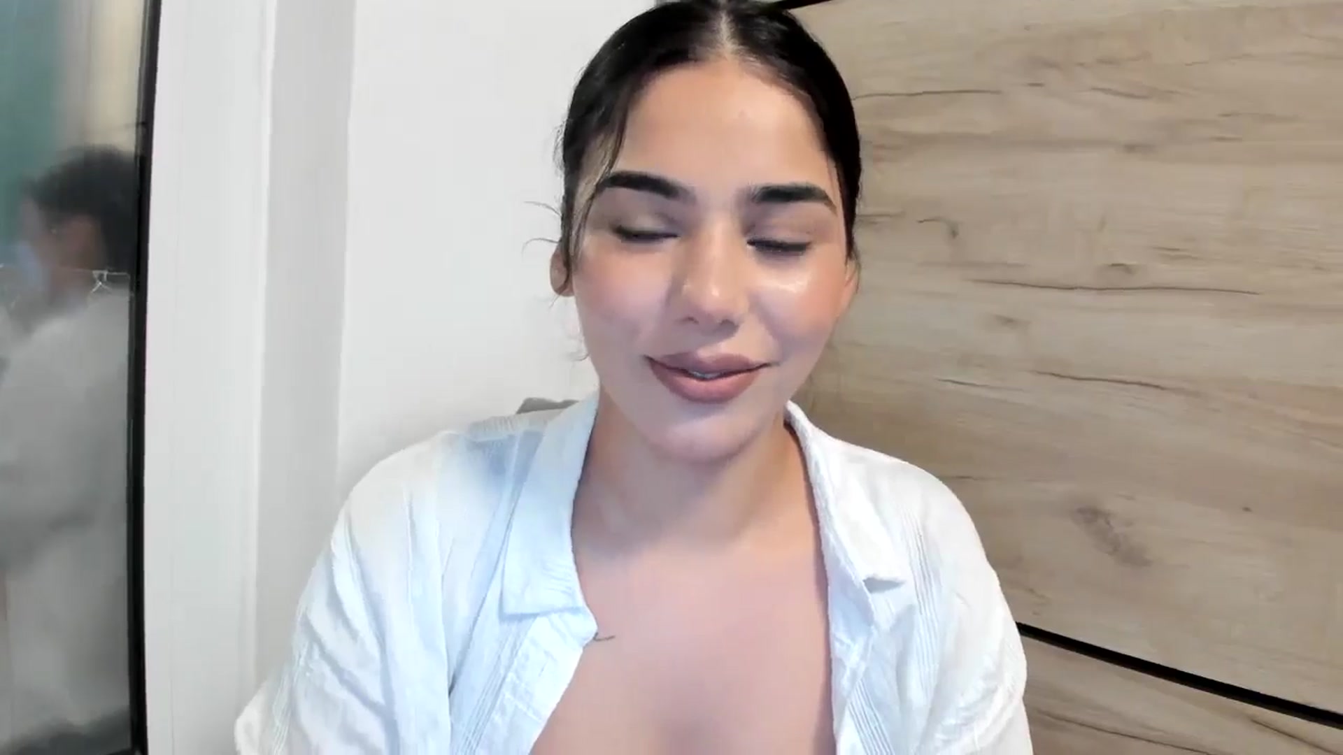 Gallery image thumbnail from SweetGirl19's myfreecams stream on, 04/20/2026, 11:37 image 2 of 20