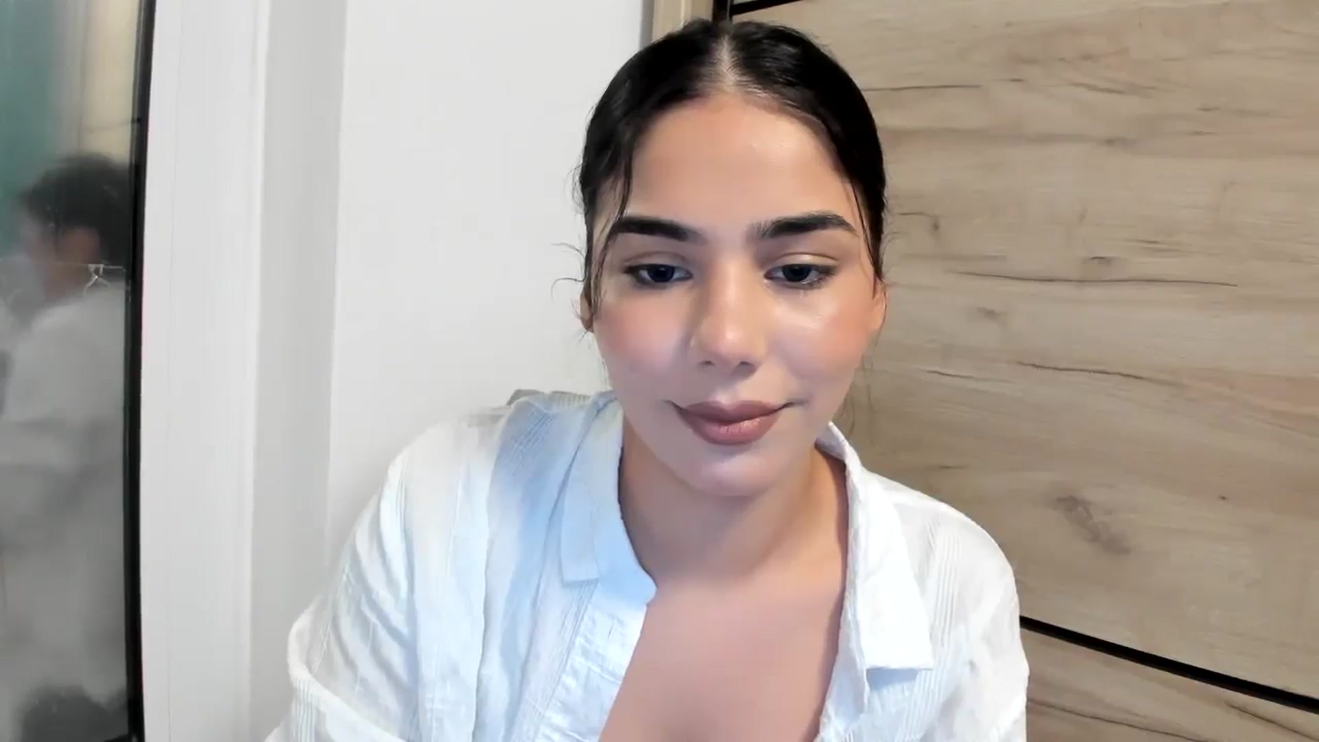Gallery image thumbnail from SweetGirl19's myfreecams stream on, 04/20/2026, 11:37 image 5 of 20
