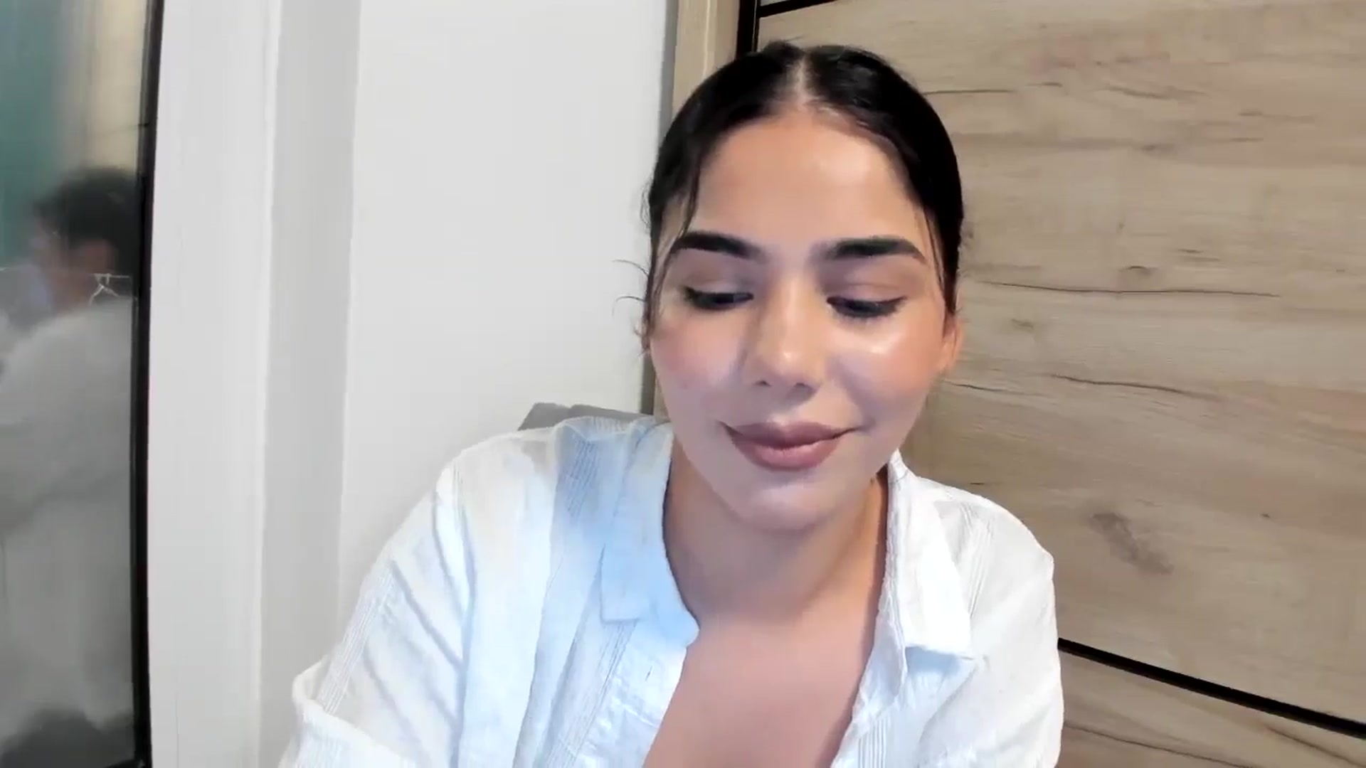 Gallery image thumbnail from SweetGirl19's myfreecams stream on, 04/20/2026, 11:37 image 11 of 20