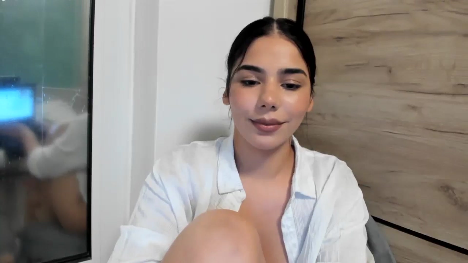 Gallery image thumbnail from SweetGirl19's myfreecams stream on, 04/20/2026, 12:42 image 2 of 20