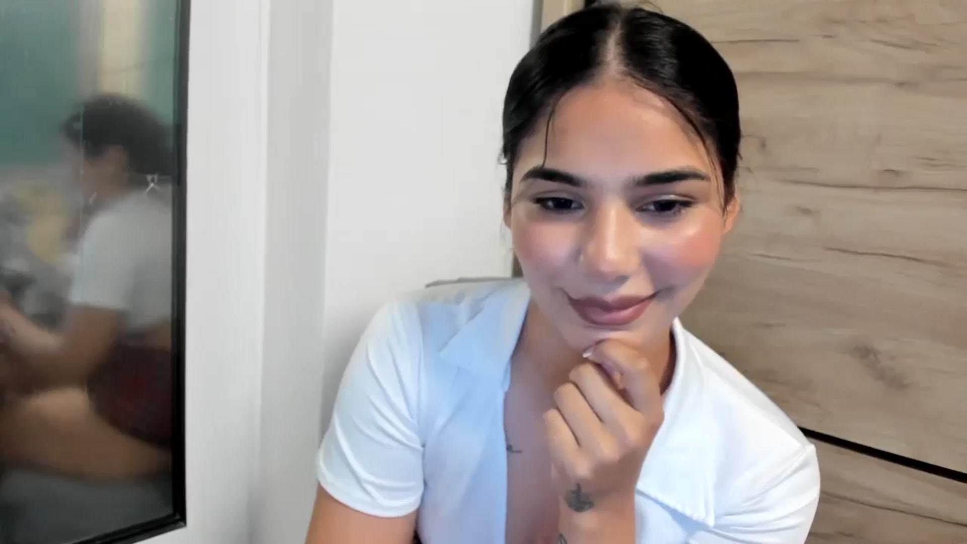Gallery image thumbnail from SweetGirl19's myfreecams stream on, 04/21/2026, 13:09 image 10 of 20
