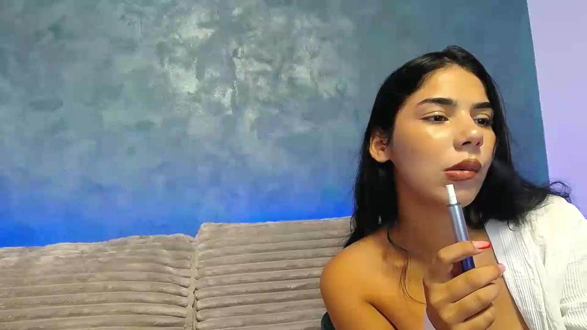 Gallery image thumbnail from SweetGirl19's myfreecams stream on, 09/17/2026, 01:15 image 7 of 20