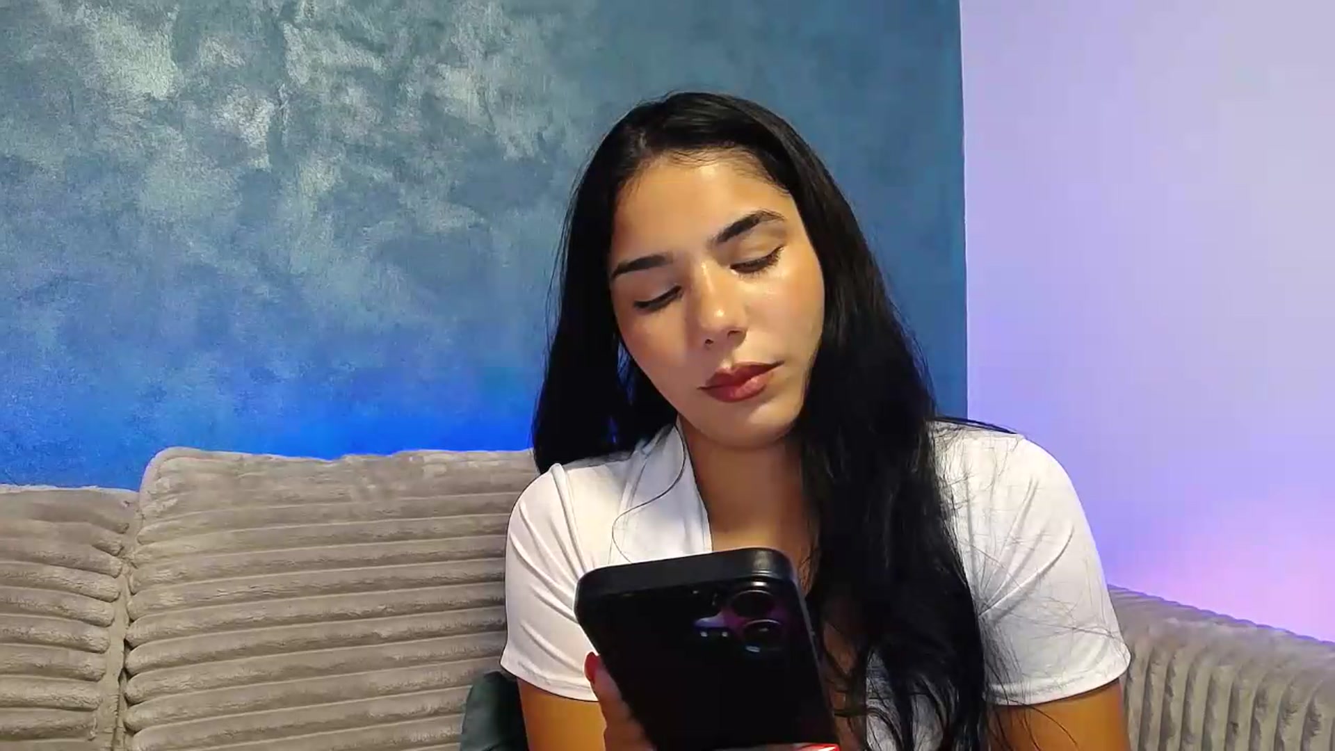 Gallery image thumbnail from SweetGirl19's myfreecams stream on, 09/17/2026, 03:58 image 14 of 20