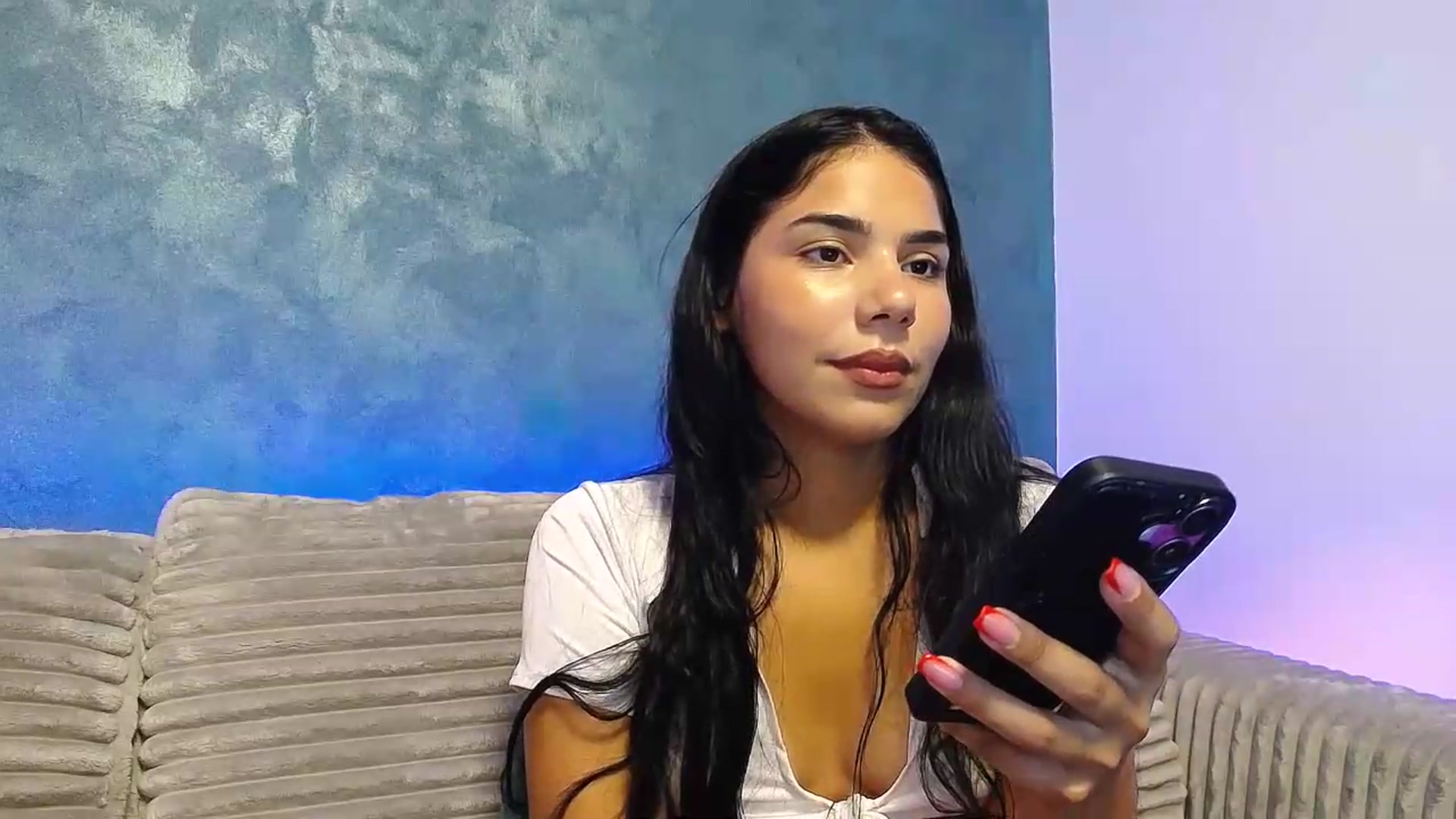 Gallery image thumbnail from SweetGirl19's myfreecams stream on, 09/17/2026, 03:58 image 12 of 20