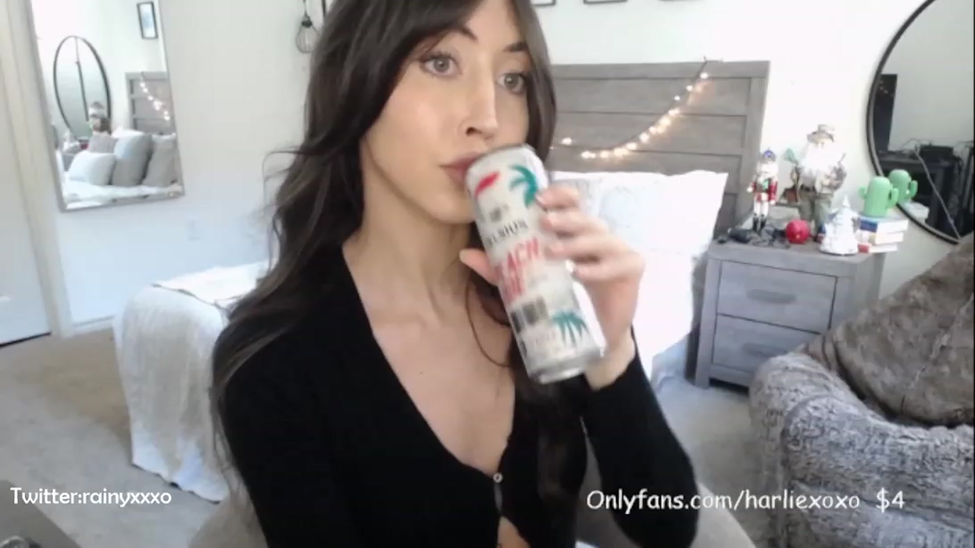 Gallery image thumbnail from SweetHarlie's myfreecams stream on, 12/15/2022, 20:05 image 16 of 20