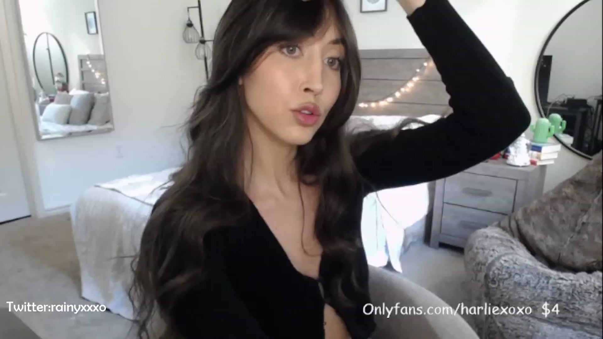Gallery image thumbnail from SweetHarlie's myfreecams stream on, 12/15/2022, 20:05 image 13 of 20