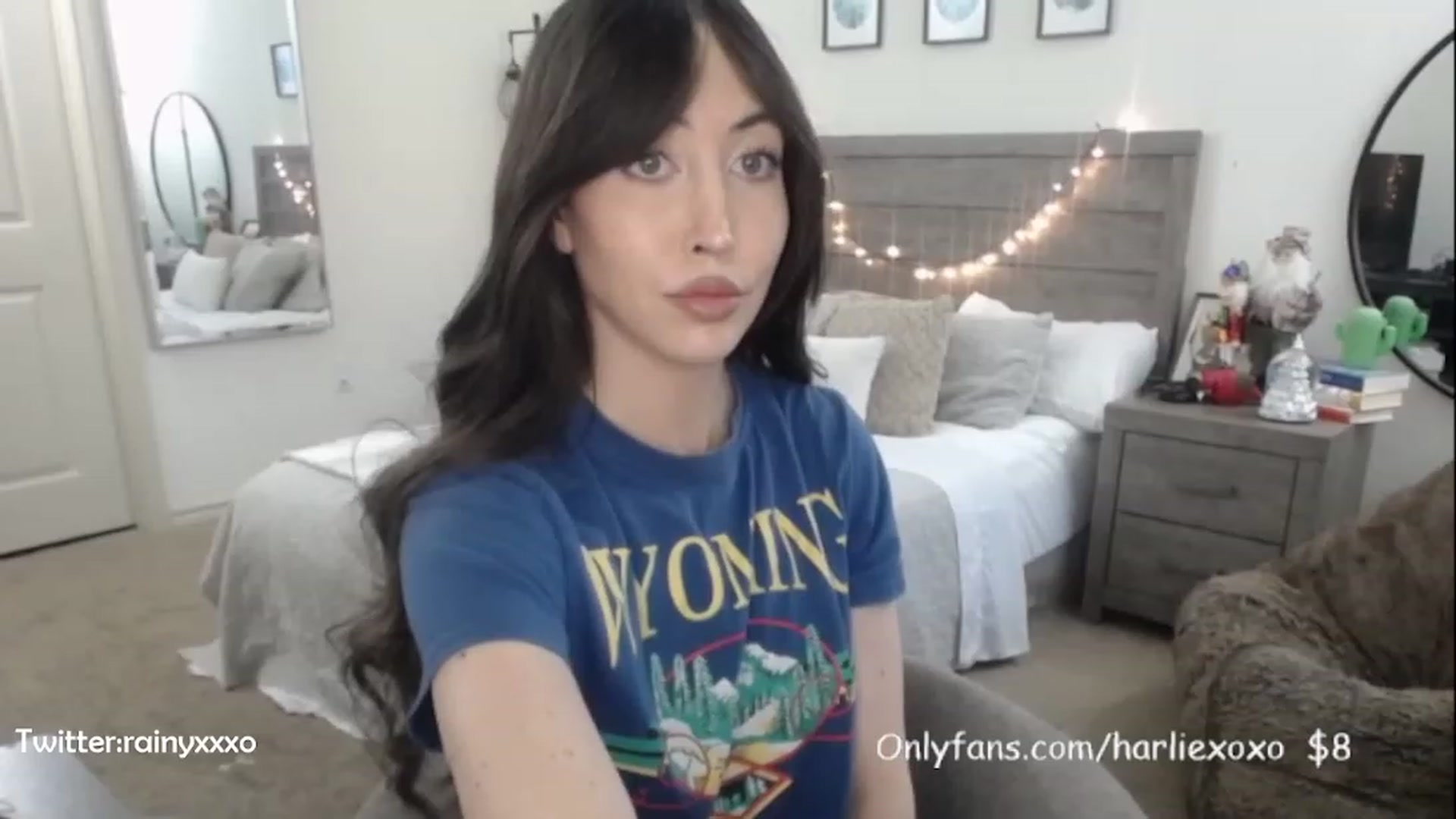 Gallery image thumbnail from SweetHarlie's myfreecams stream on, 12/26/2022, 21:59 image 11 of 20