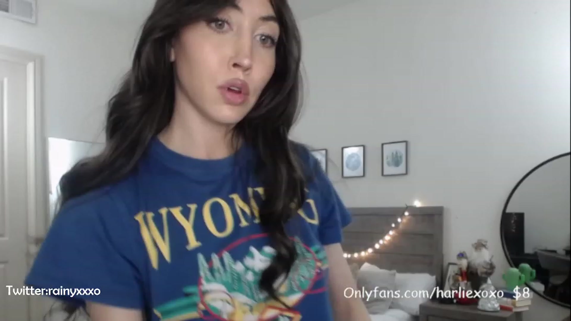 Gallery image thumbnail from SweetHarlie's myfreecams stream on, 12/26/2022, 23:19 image 18 of 20