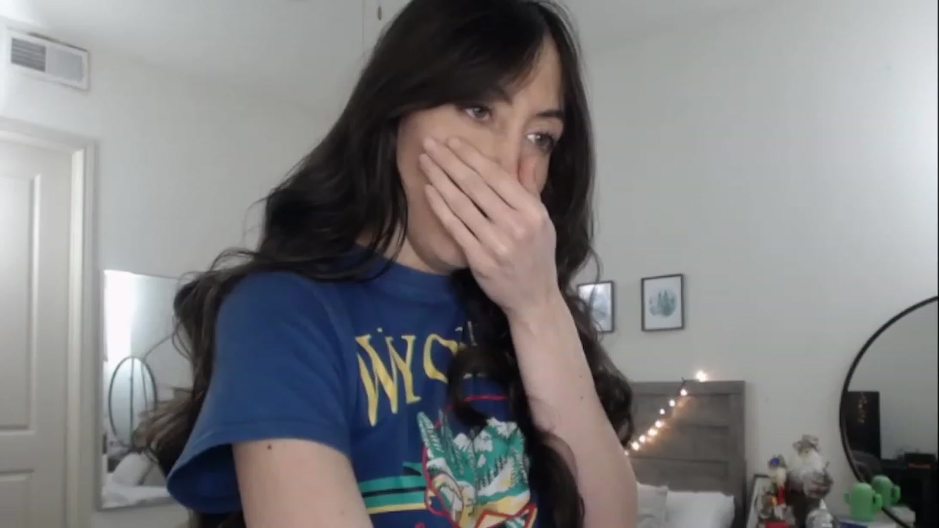 Gallery image thumbnail from SweetHarlie's myfreecams stream on, 12/27/2022, 02:00 image 1 of 20