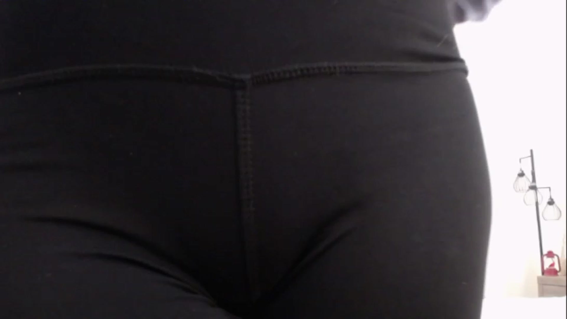 Gallery image thumbnail from SweetHarlie's myfreecams stream on, 01/05/2023, 23:37 image 7 of 20