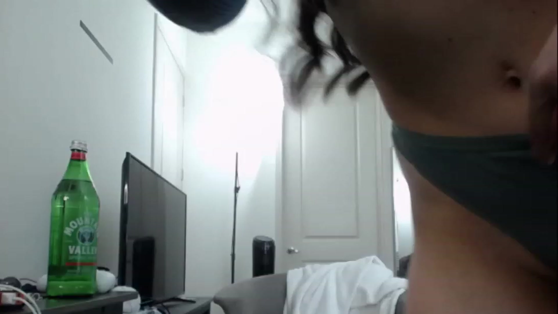 Gallery image thumbnail from SweetHarlie's myfreecams stream on, 01/16/2023, 21:55 image 3 of 20