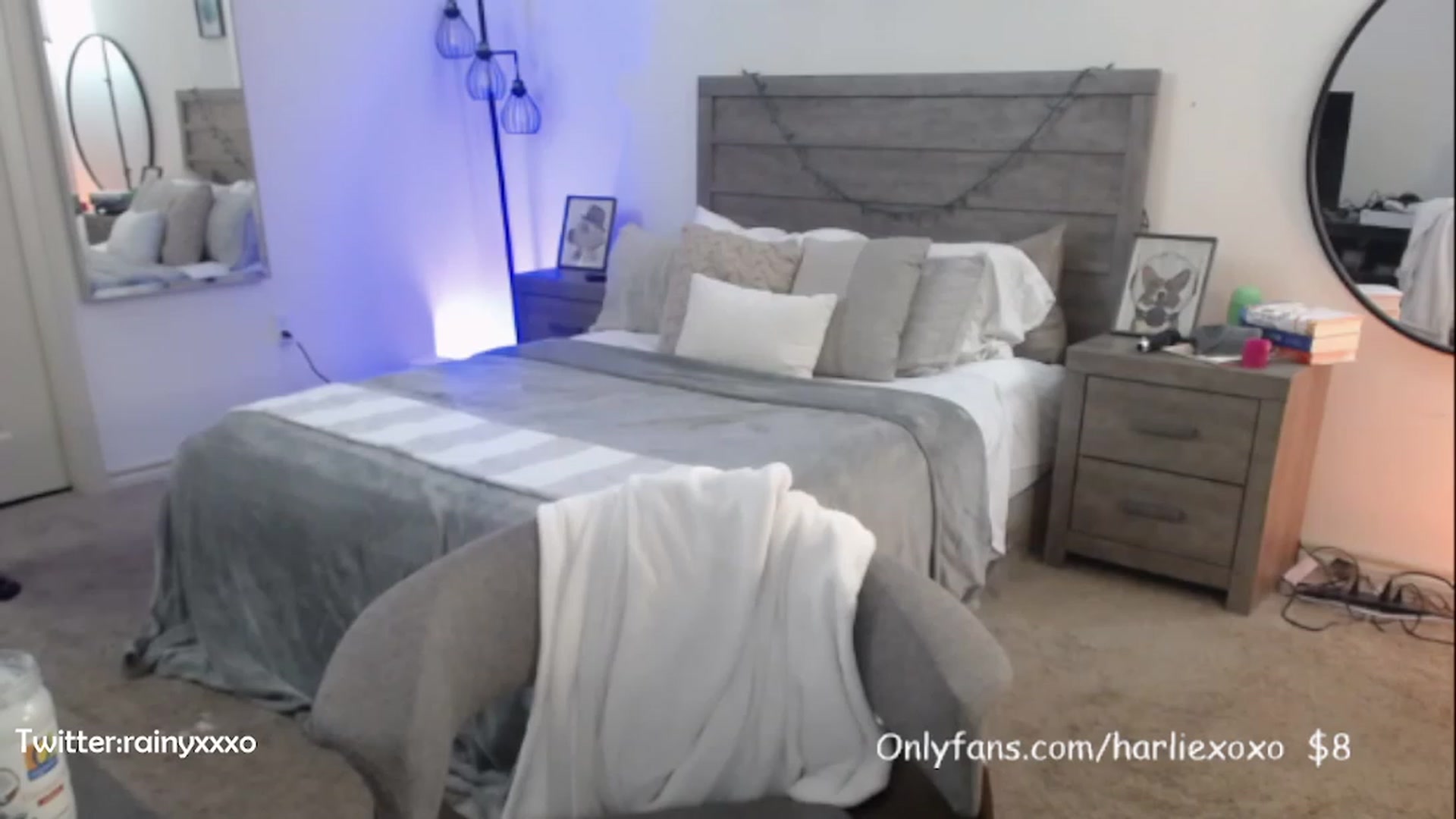 Gallery image thumbnail from SweetHarlie's myfreecams stream on, 02/24/2023, 23:23 image 6 of 20