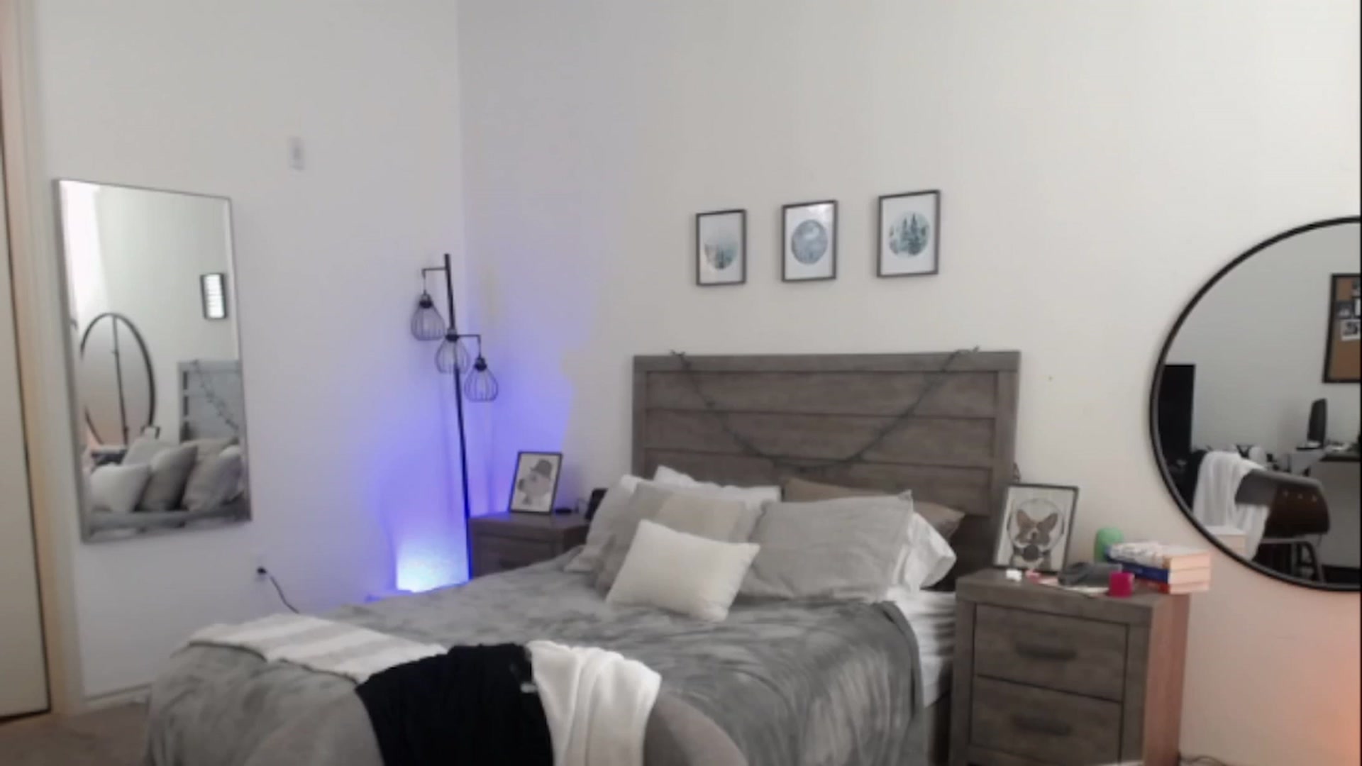 Gallery image thumbnail from SweetHarlie's myfreecams stream on, 02/27/2023, 23:02 image 13 of 20