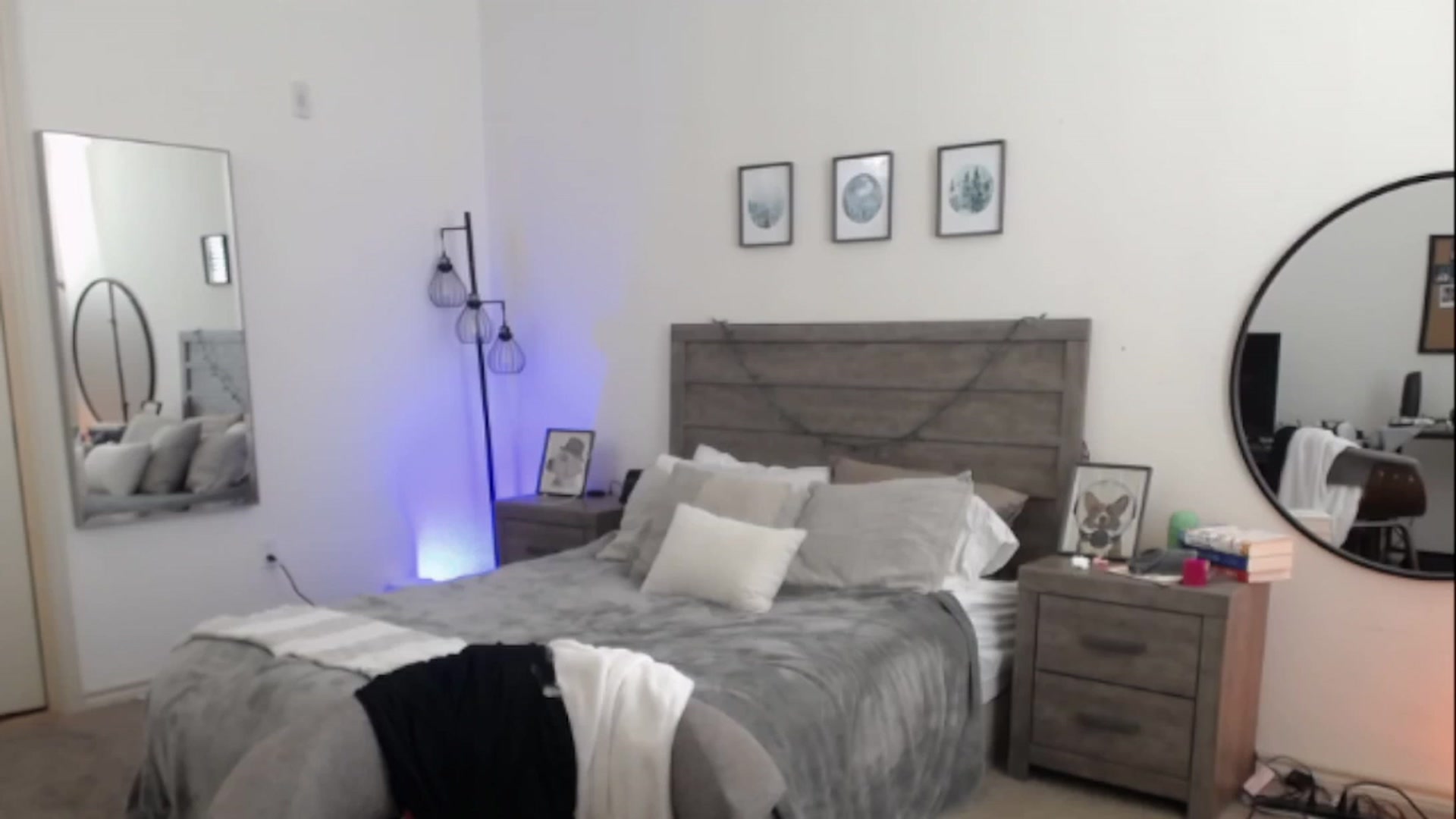 Gallery image thumbnail from SweetHarlie's myfreecams stream on, 02/27/2023, 23:02 image 7 of 20