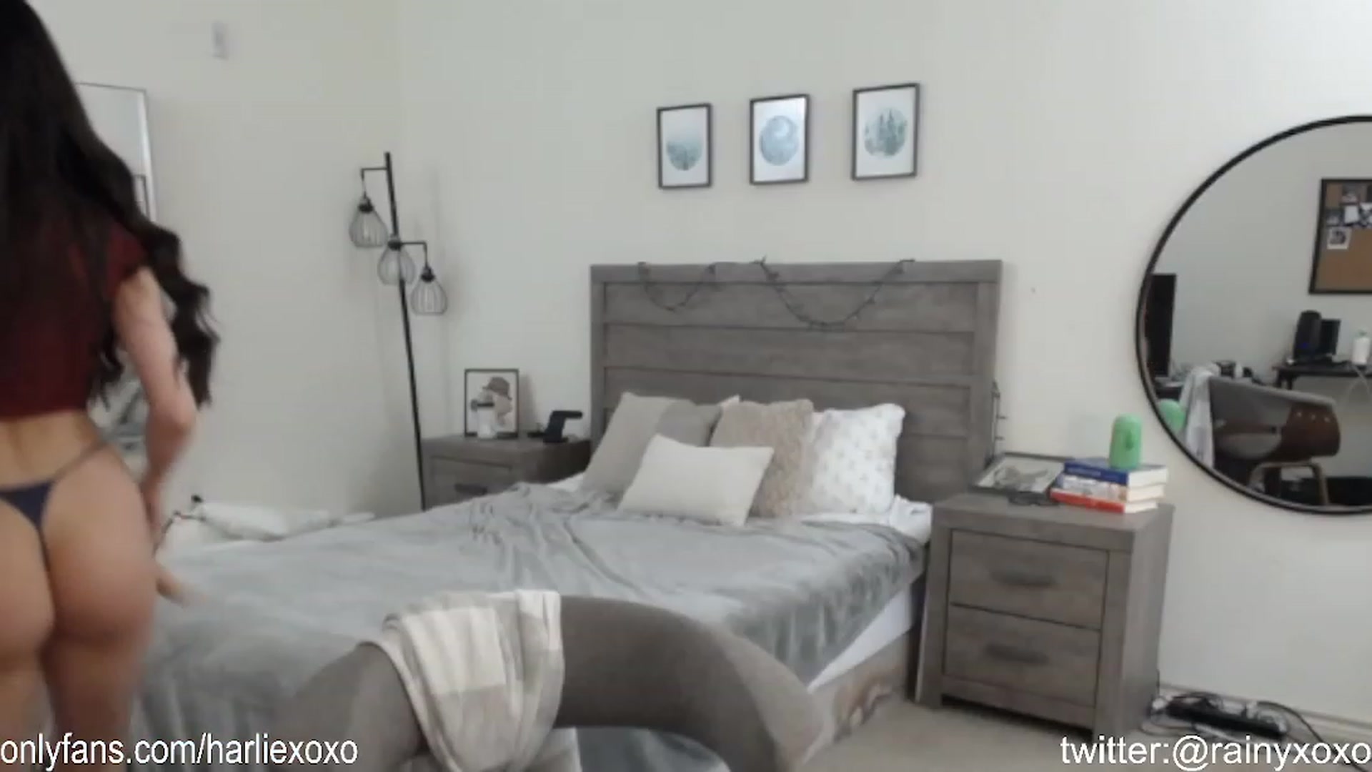 Gallery image thumbnail from SweetHarlie's myfreecams stream on, 05/07/2023, 17:18 image 18 of 20