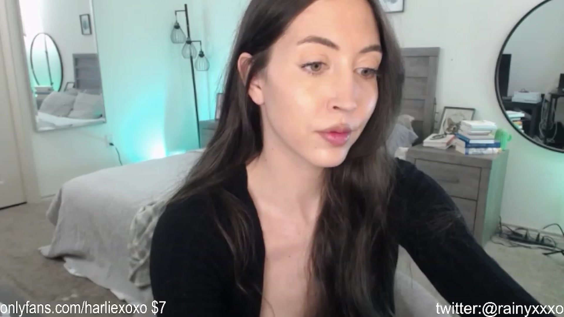 Gallery image thumbnail from SweetHarlie's myfreecams stream on, 11/02/2023, 23:37 image 15 of 20
