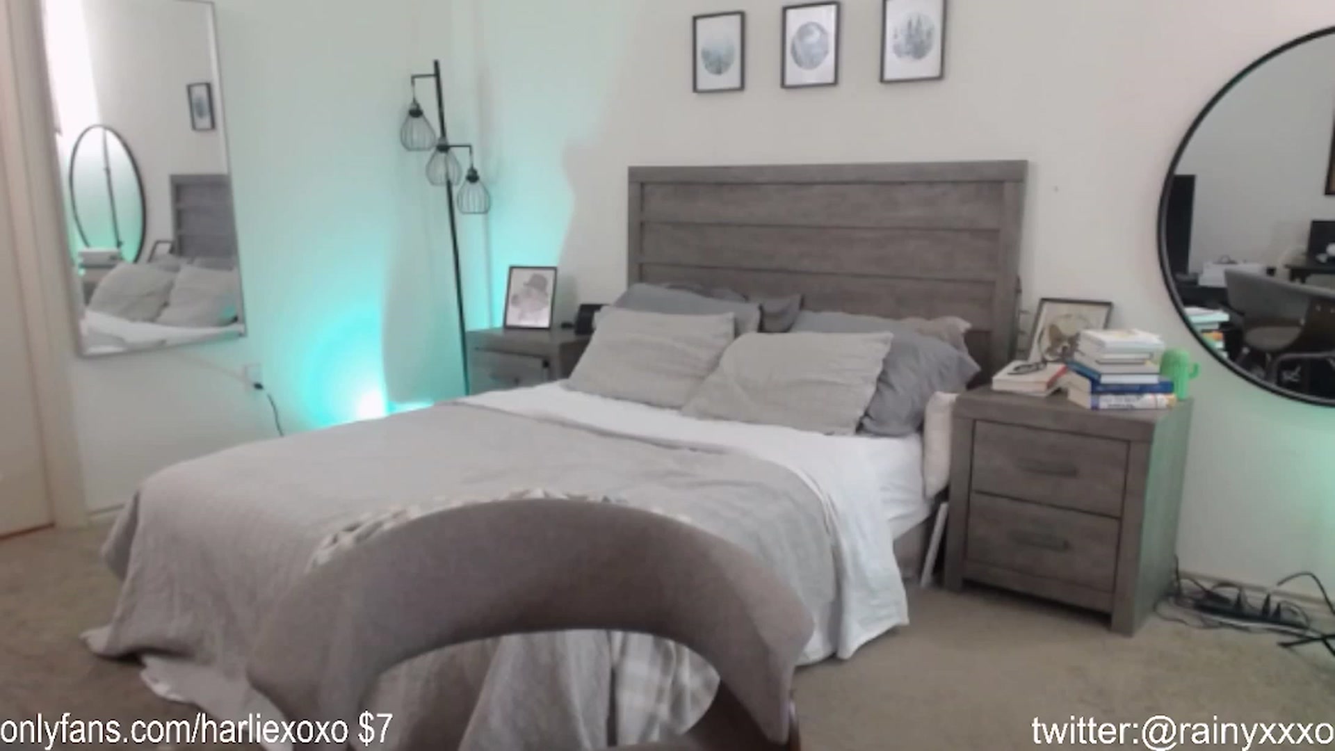 Gallery image thumbnail from SweetHarlie's myfreecams stream on, 11/02/2023, 23:37 image 19 of 20