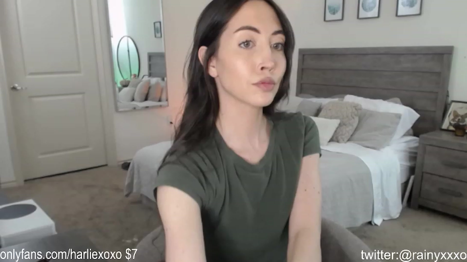 Gallery image thumbnail from SweetHarlie's myfreecams stream on, 11/09/2023, 20:43 image 10 of 20