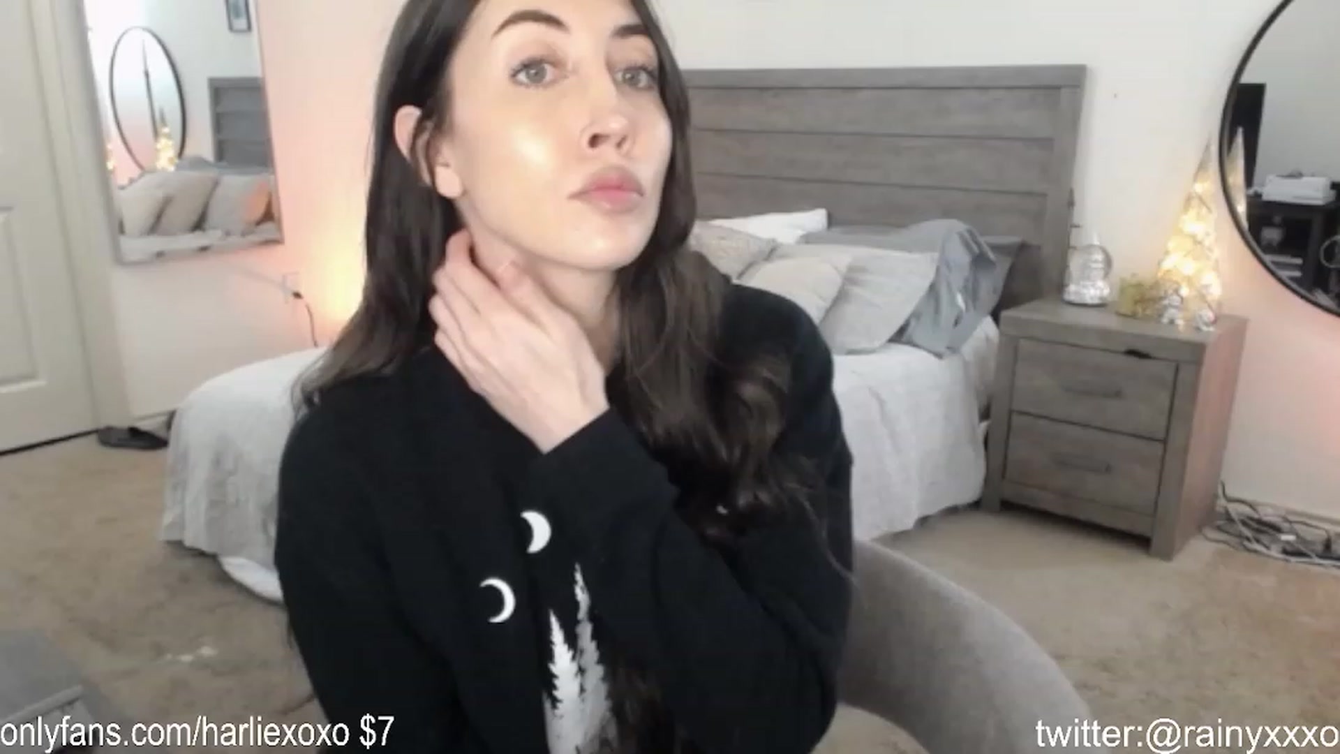 Gallery image thumbnail from SweetHarlie's myfreecams stream on, 12/01/2023, 01:26 image 3 of 20