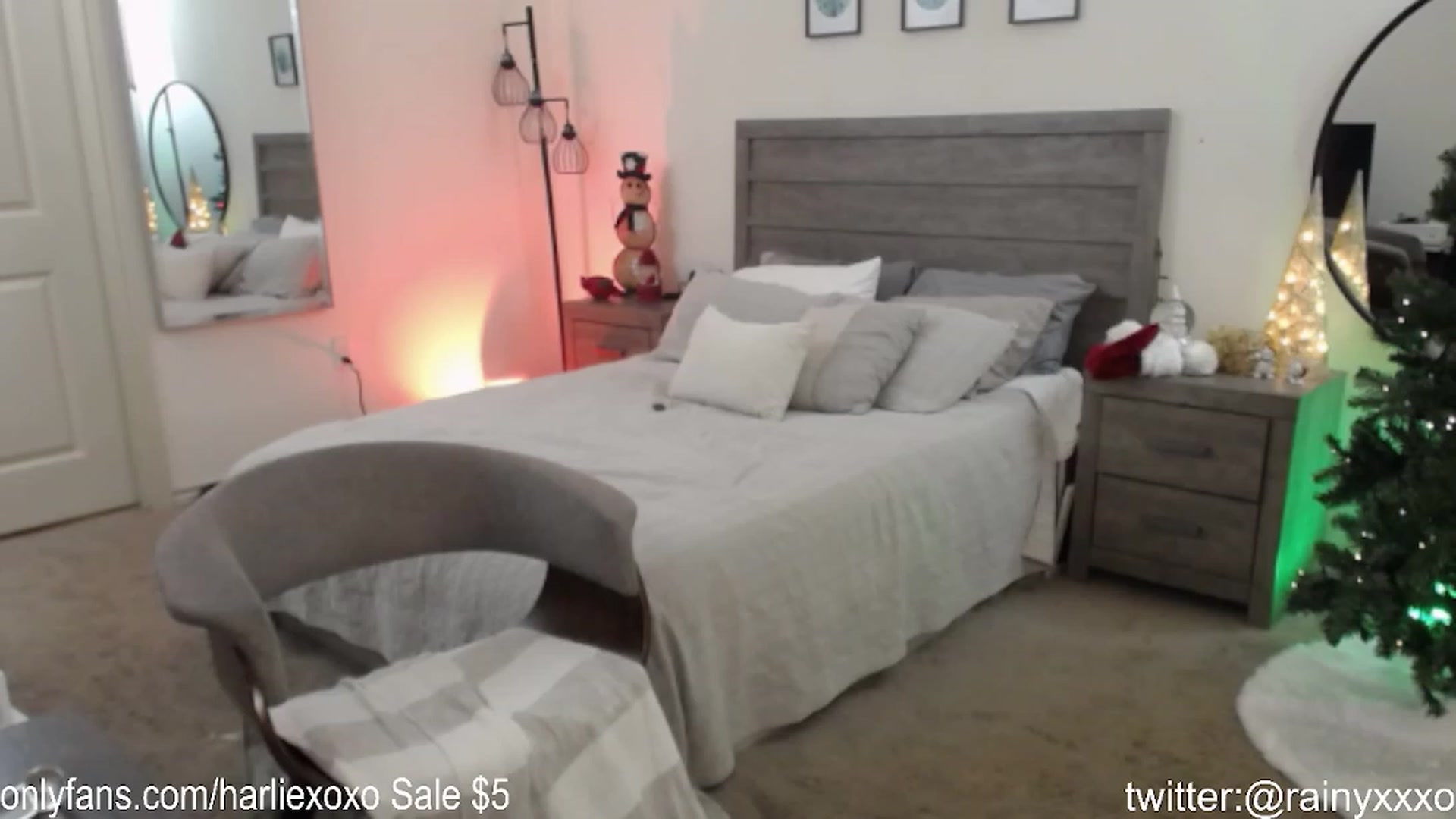 Gallery image thumbnail from SweetHarlie's myfreecams stream on, 12/02/2023, 01:28 image 20 of 20