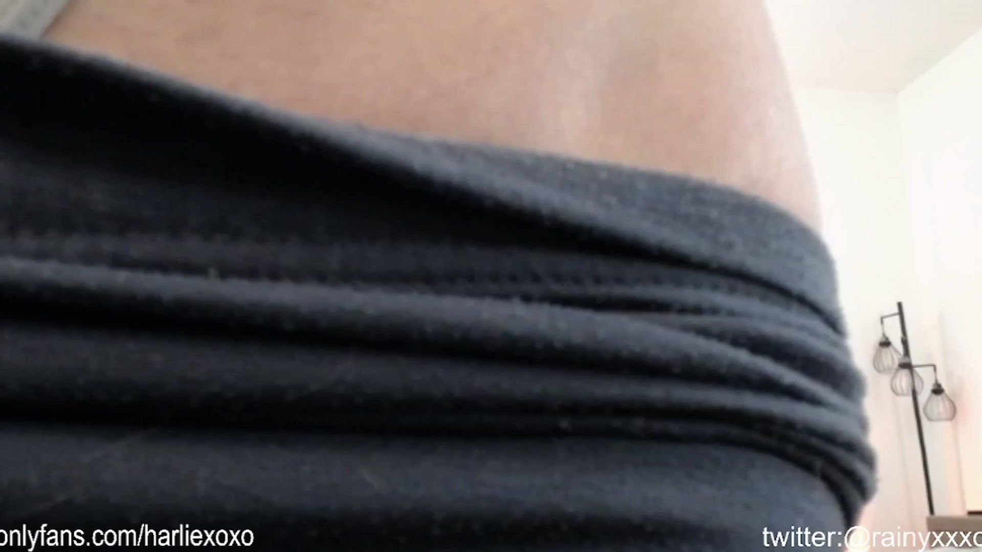 Gallery image thumbnail from SweetHarlie's myfreecams stream on, 03/25/2024, 19:07 image 10 of 20