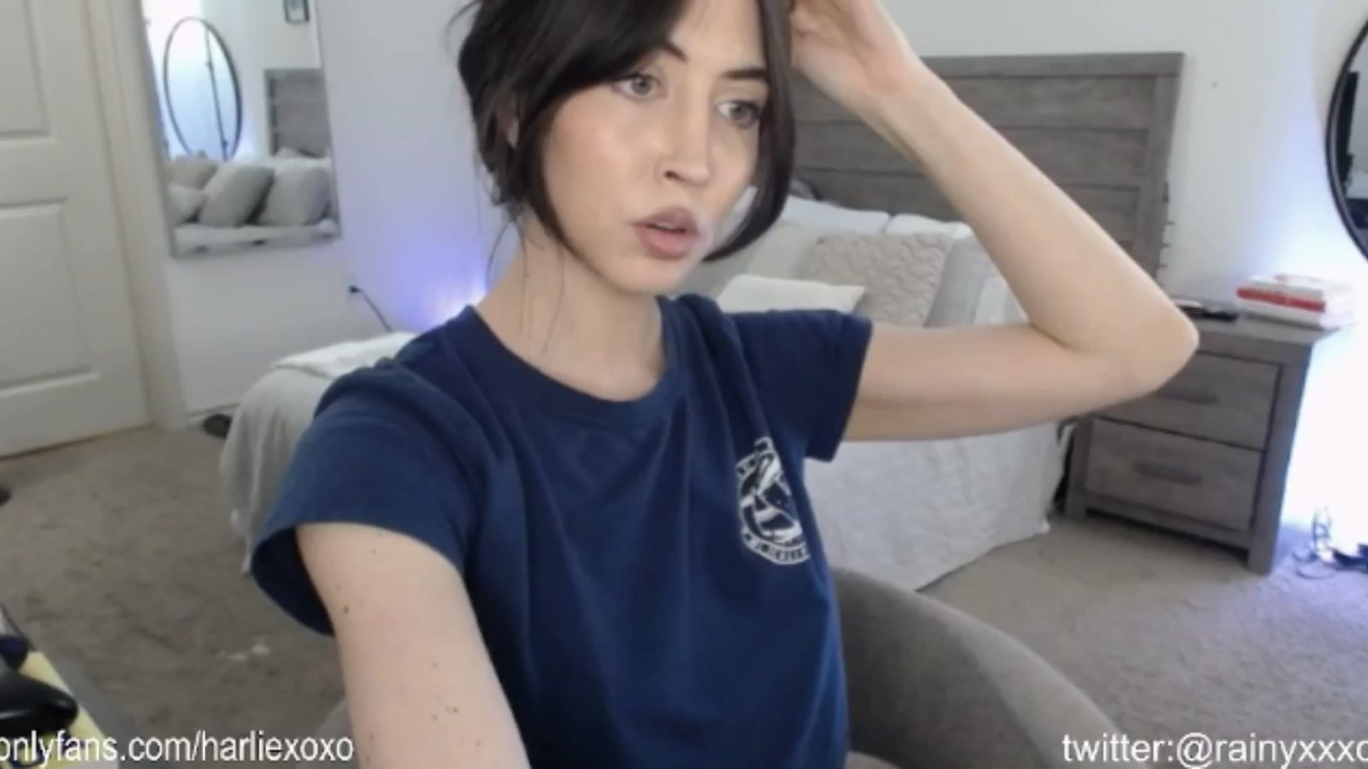 Gallery image thumbnail from SweetHarlie's myfreecams stream on, 06/06/2024, 23:10 image 19 of 20