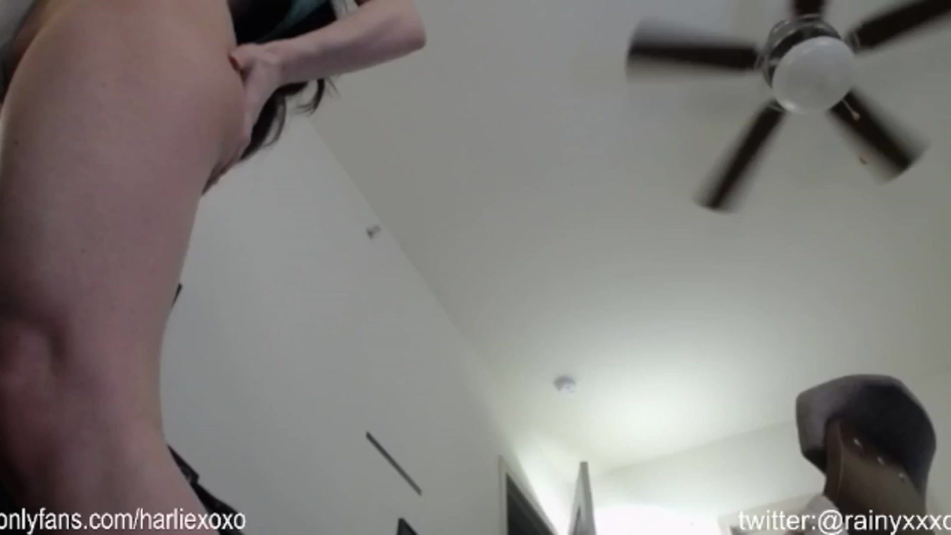 Gallery image thumbnail from SweetHarlie's myfreecams stream on, 06/12/2024, 23:14 image 12 of 20