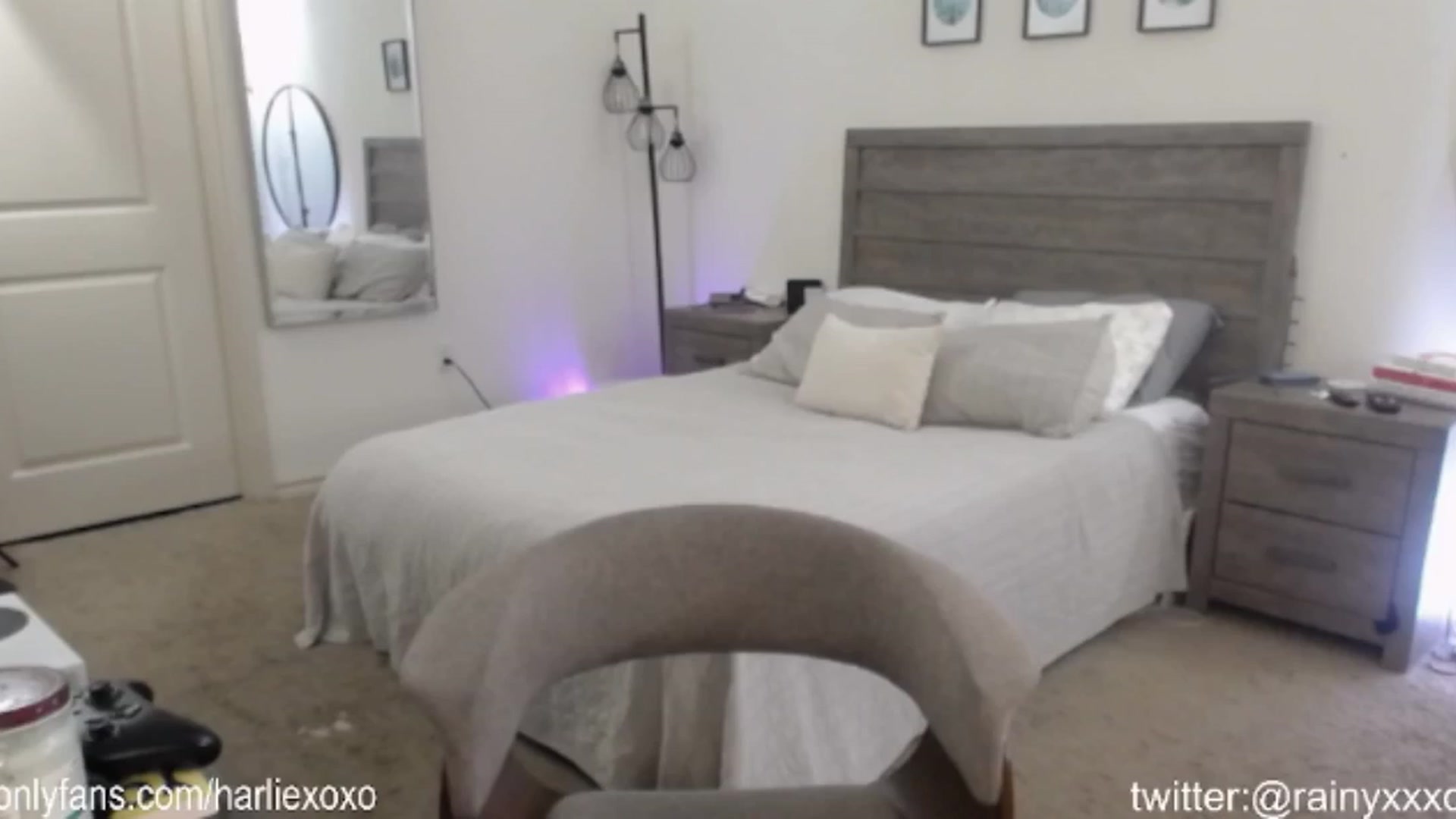 Gallery image thumbnail from SweetHarlie's myfreecams stream on, 07/05/2024, 18:55 image 4 of 20