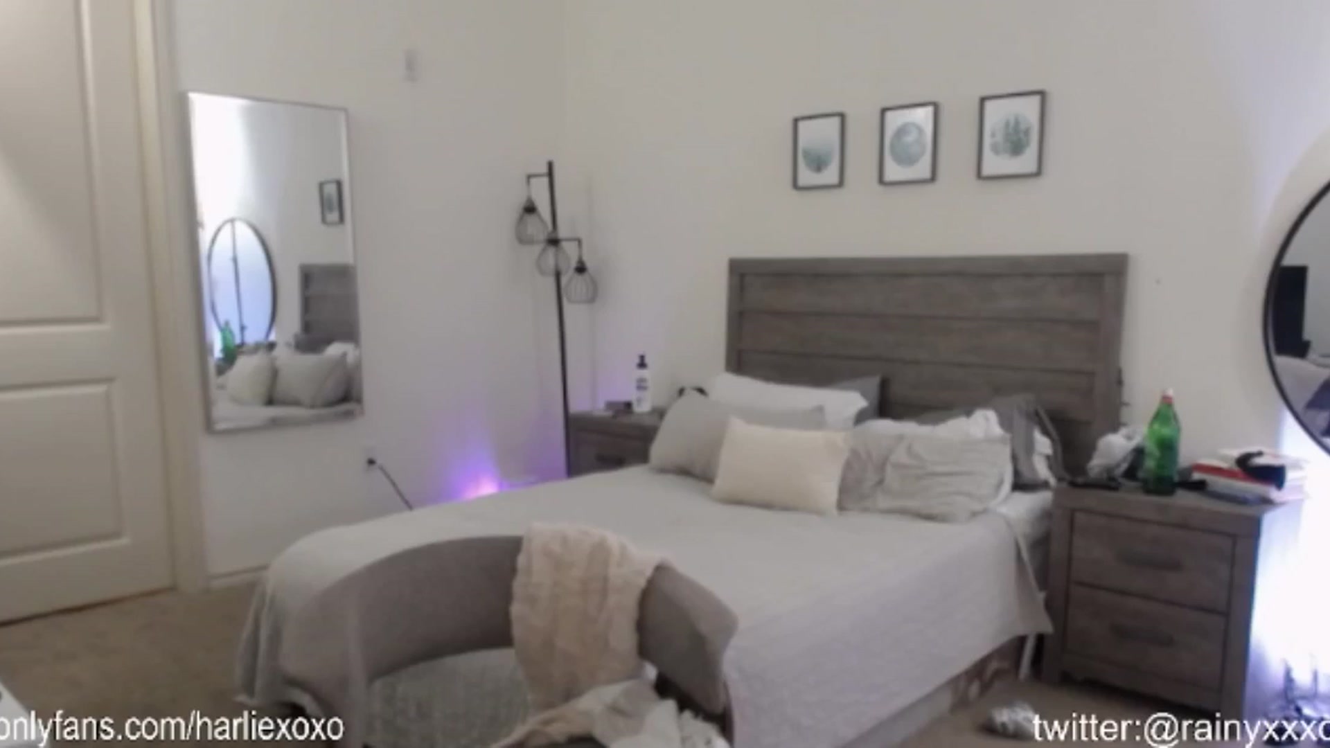 Gallery image thumbnail from SweetHarlie's myfreecams stream on, 07/26/2024, 24:02 image 1 of 20