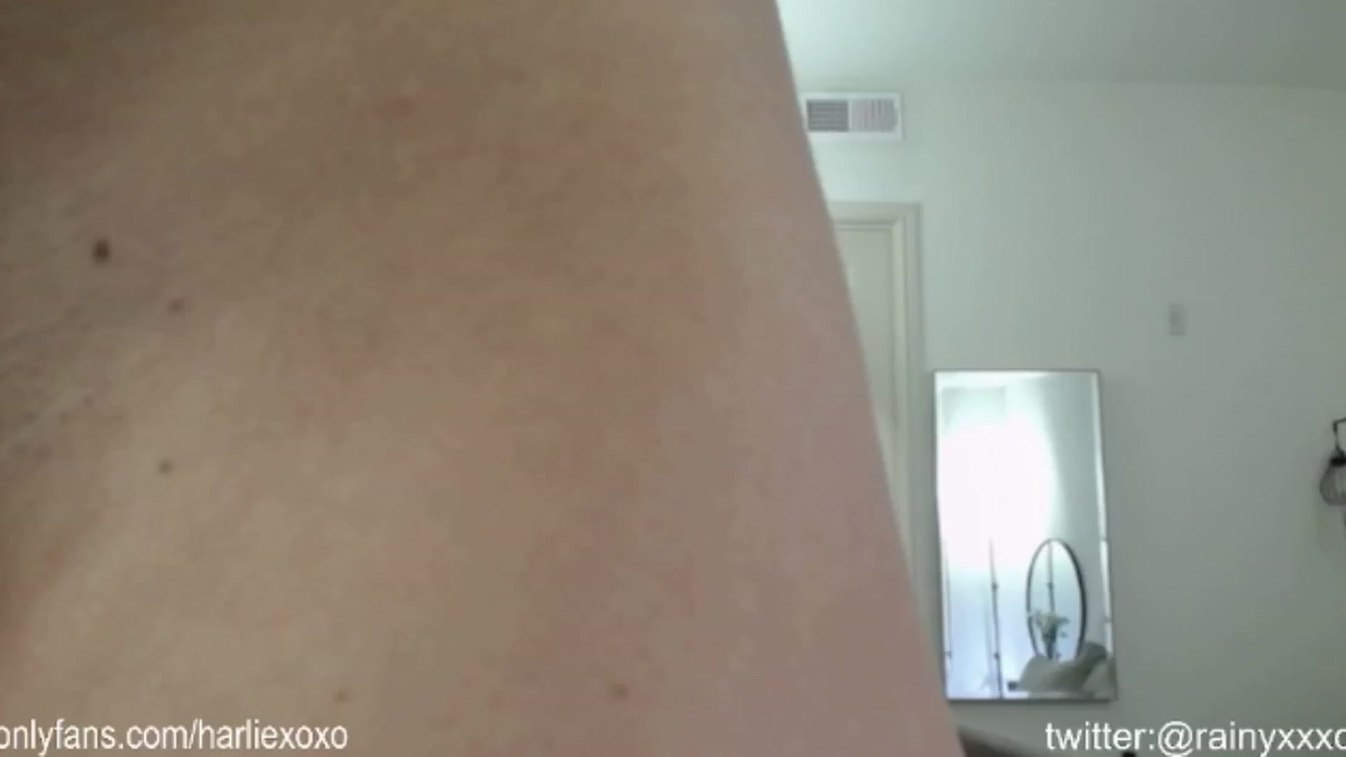 Gallery image thumbnail from SweetHarlie's myfreecams stream on, 08/24/2024, 20:20 image 19 of 20