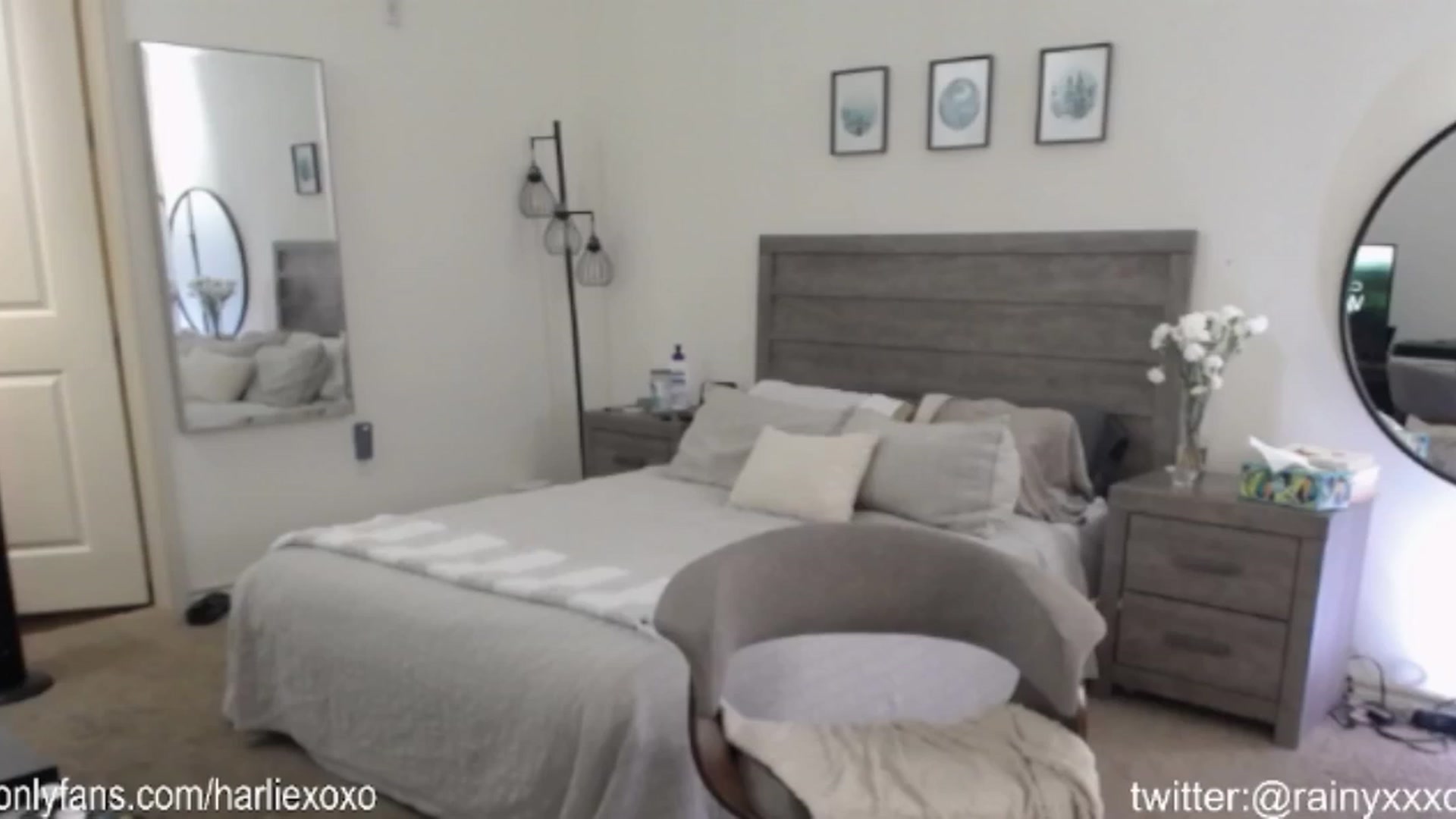 Gallery image thumbnail from SweetHarlie's myfreecams stream on, 08/26/2024, 16:20 image 20 of 20