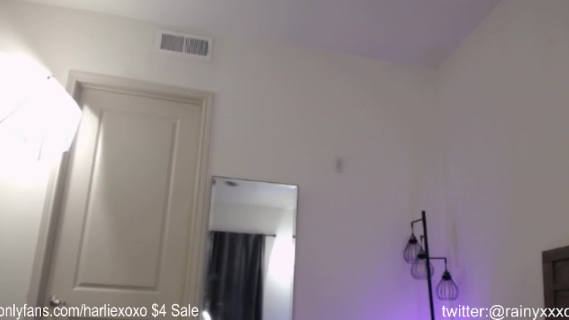 Gallery image thumbnail from SweetHarlie's myfreecams stream on, 09/20/2024, 24:56 image 1 of 20