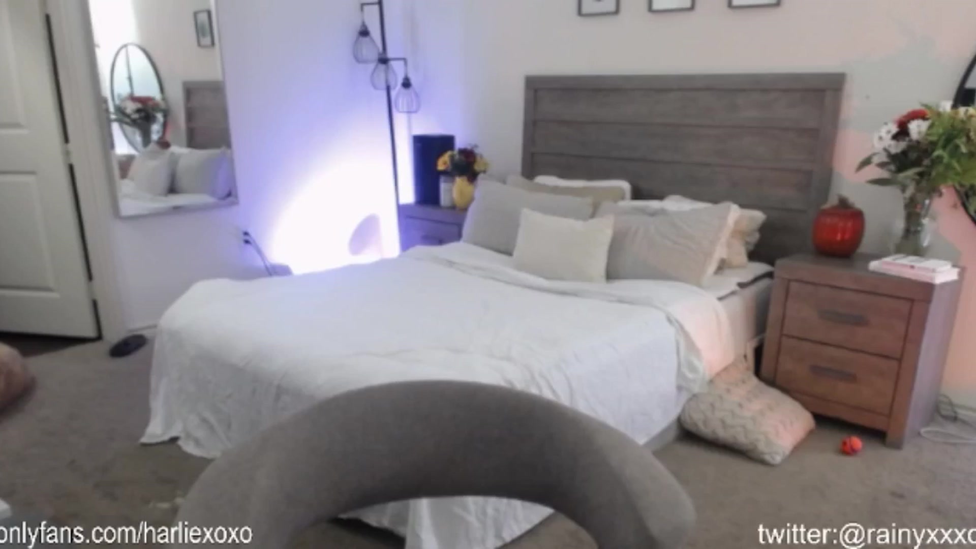Gallery image thumbnail from SweetHarlie's myfreecams stream on, 09/26/2024, 17:41 image 16 of 20